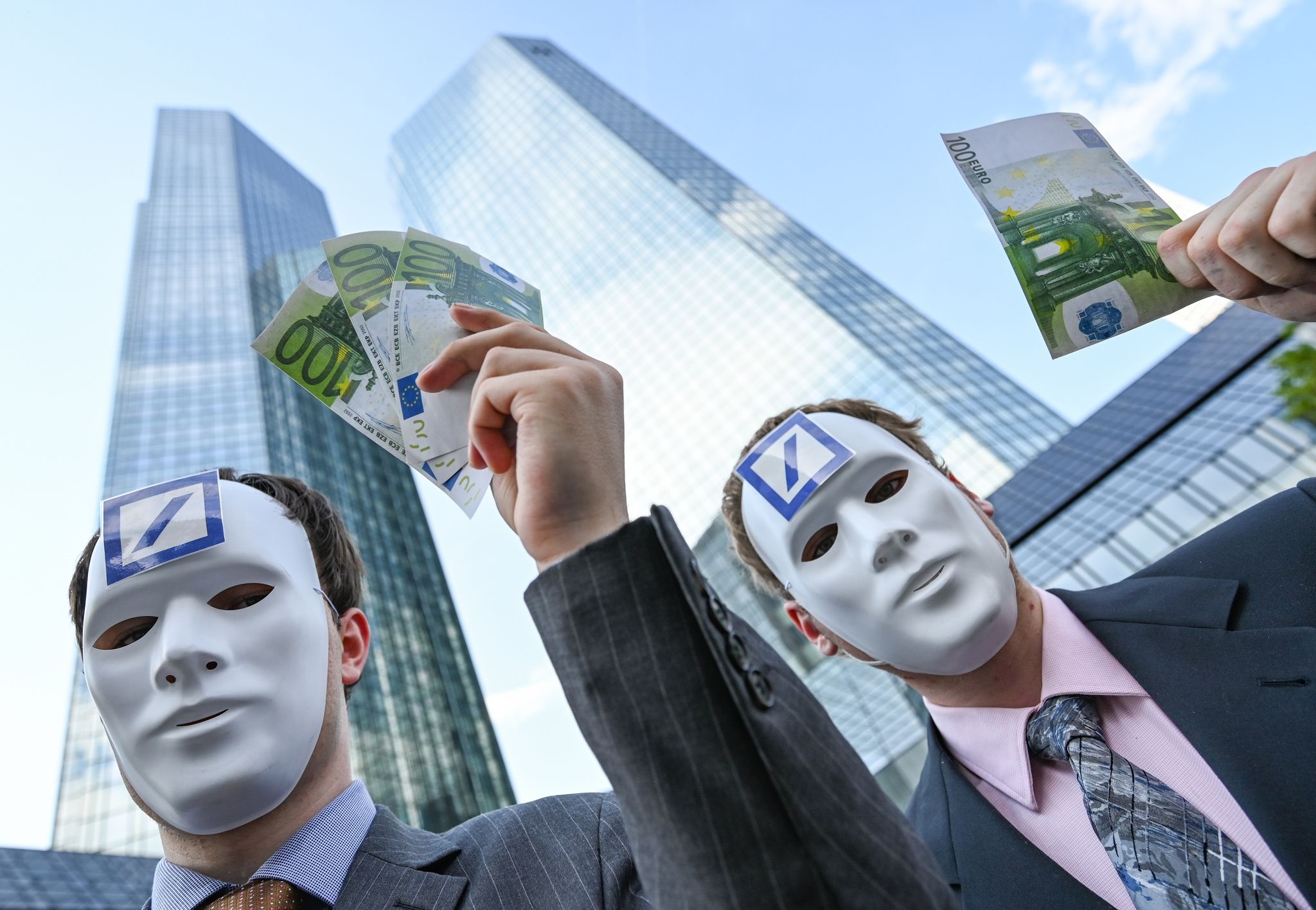 Viele Kunden erwarten mehr Klimaschutz von ihrer Bank