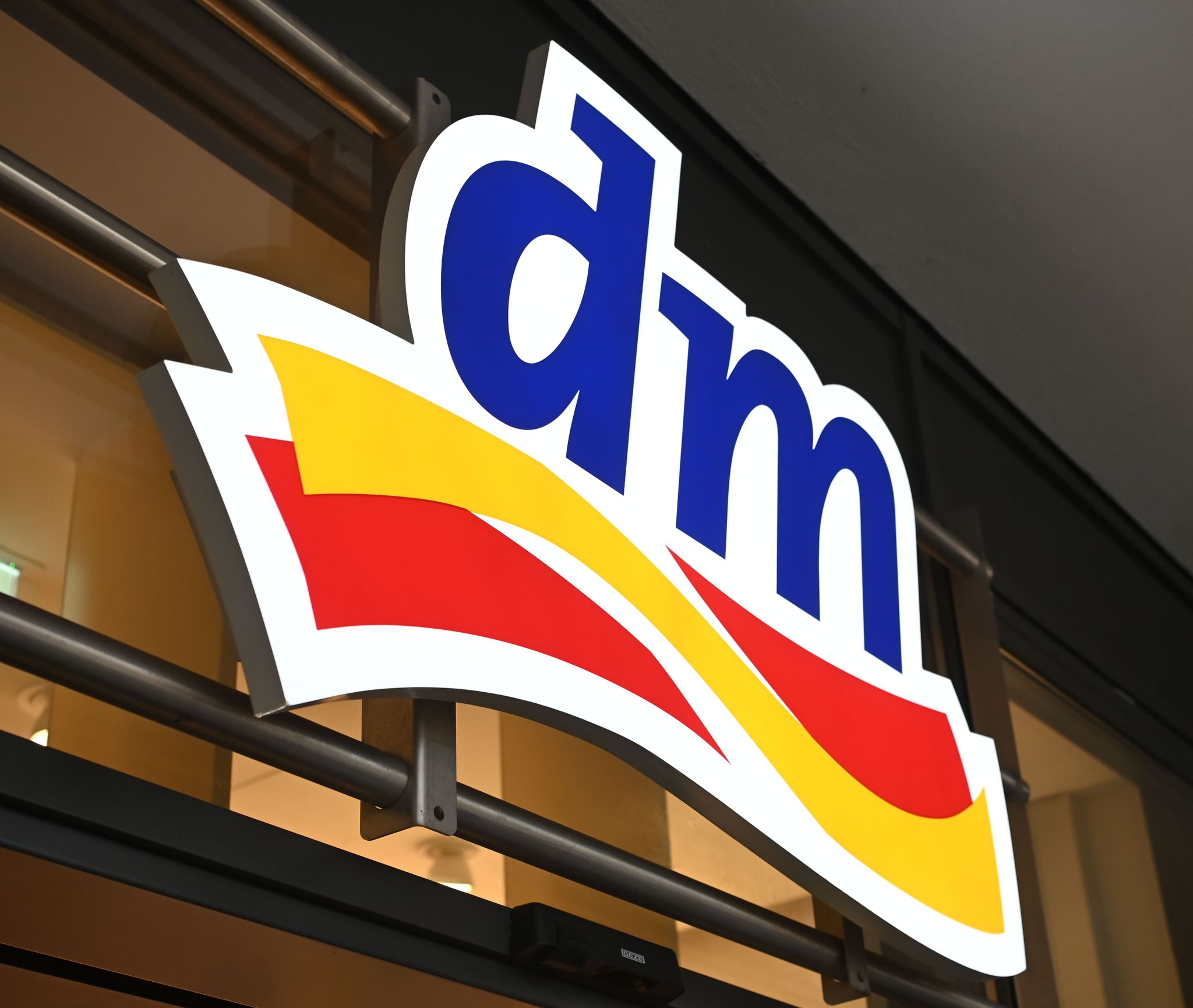 Online-Handel sei Dank: Umsatzplus bei Drogeriekette dm