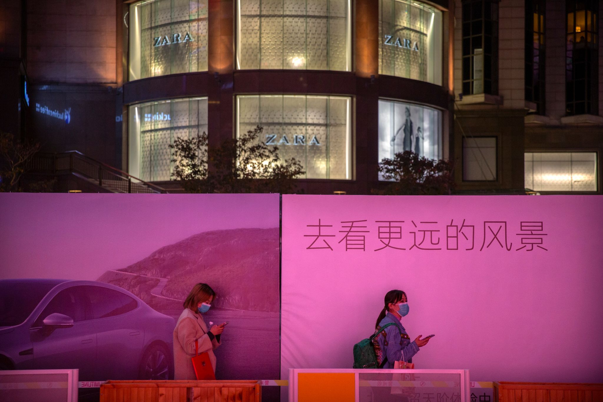 Chinas Einzelhandel und Industrie erholen sich überraschend