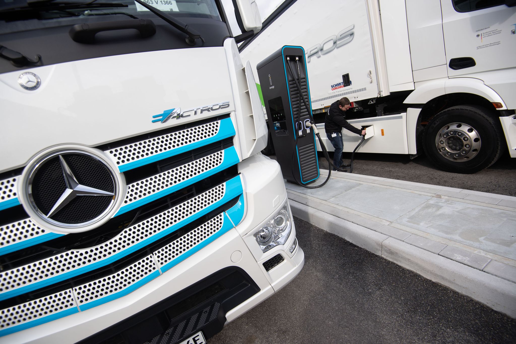 Daimlers Lkw-Geschäft wird am 1. Dezember unabhängig