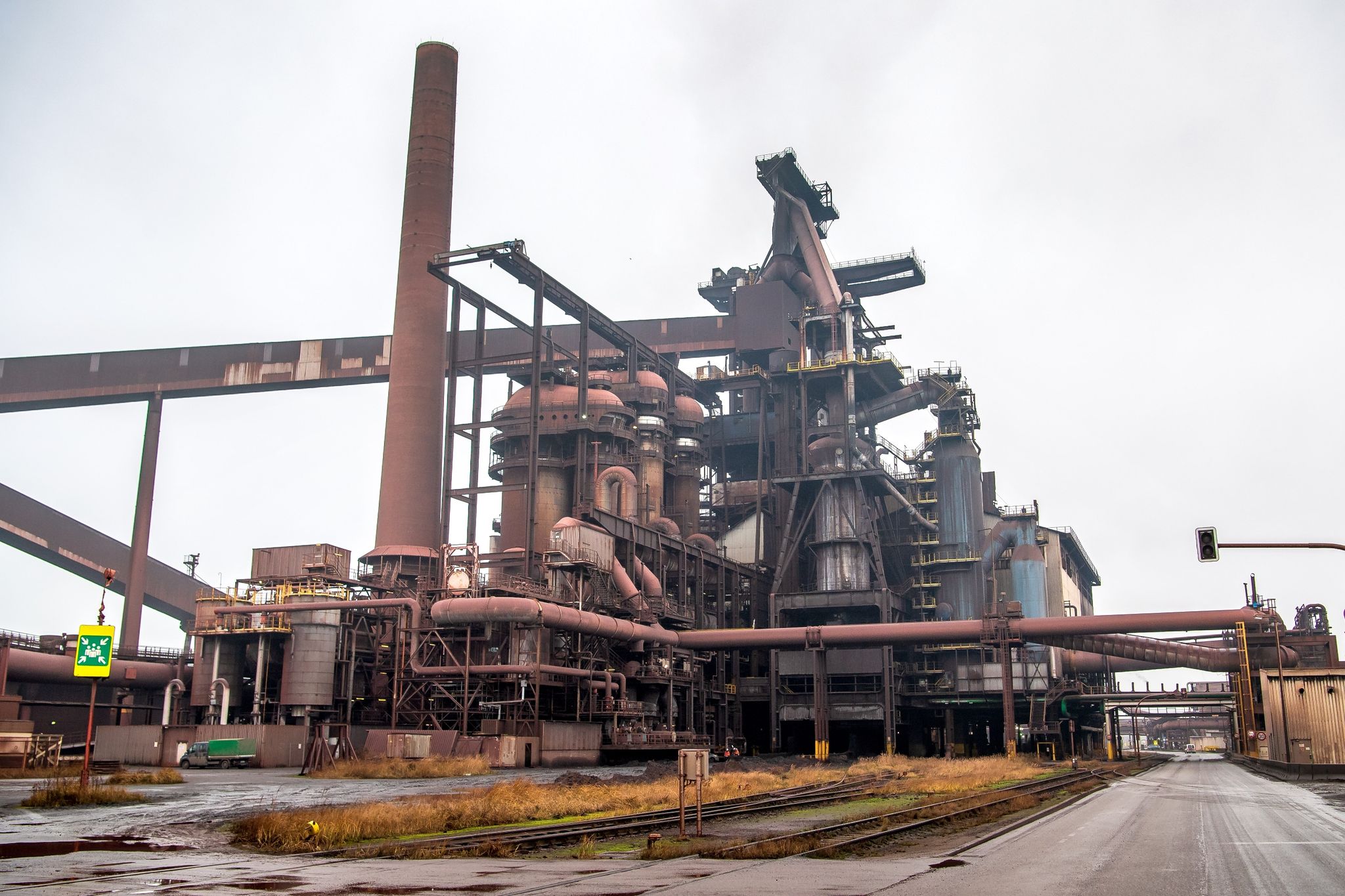 Stahlwerke im Umbruch: Klimaschutz statt Kokskohle