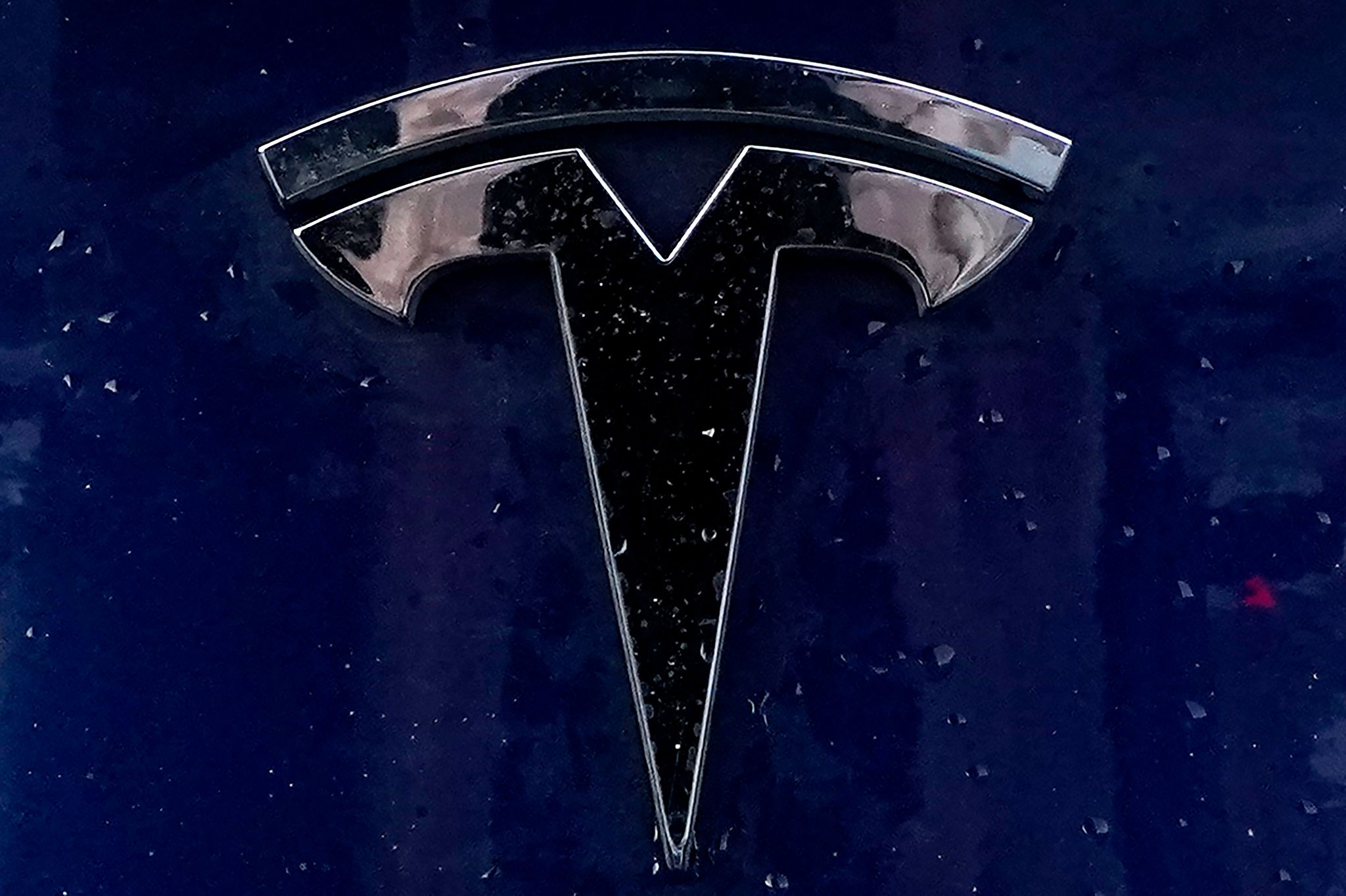 Tesla ruft in USA knapp eine halbe Million Autos zurück