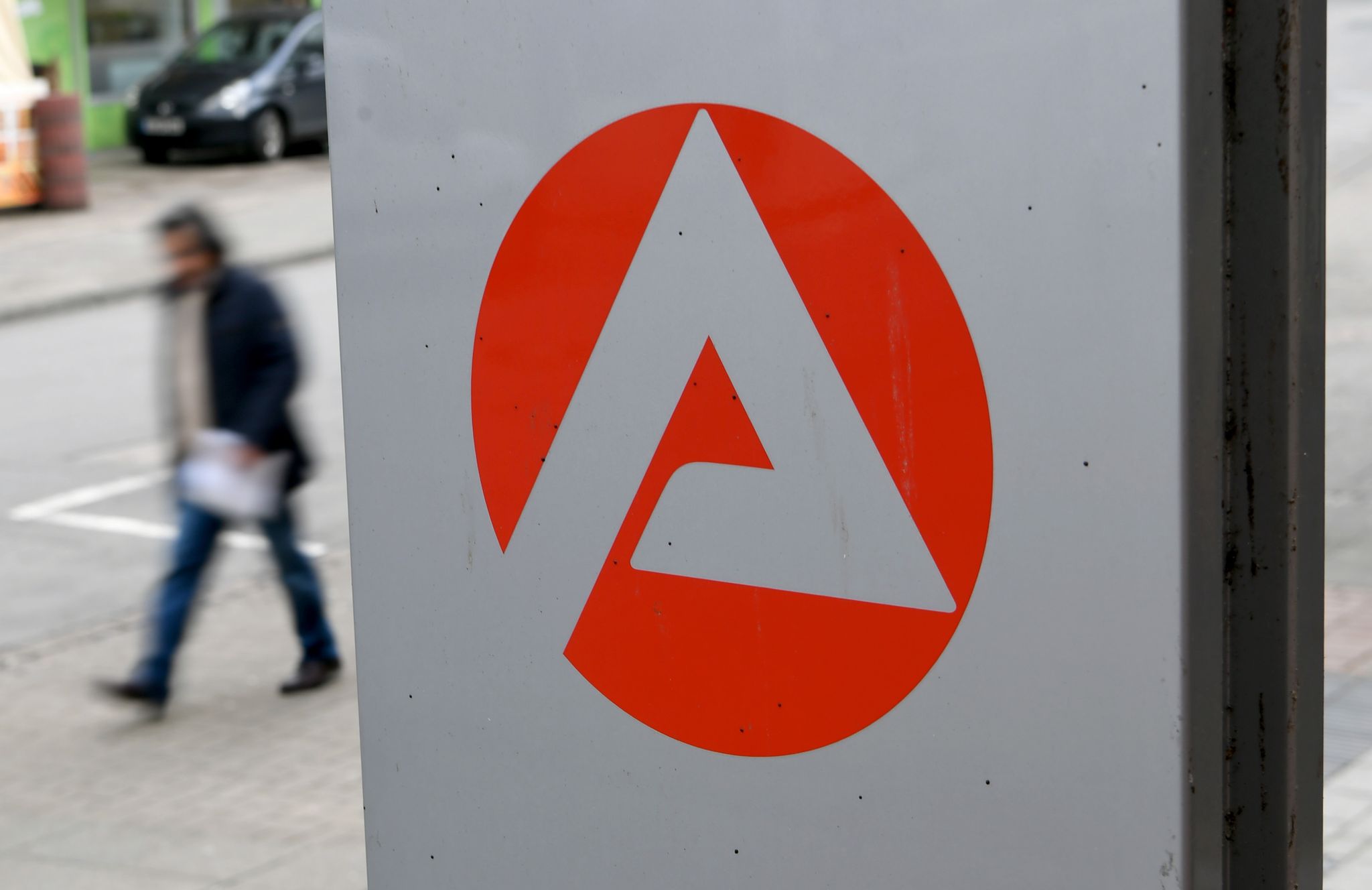 Arbeitsagentur 2021 mit 22 Milliarden Euro Defizit