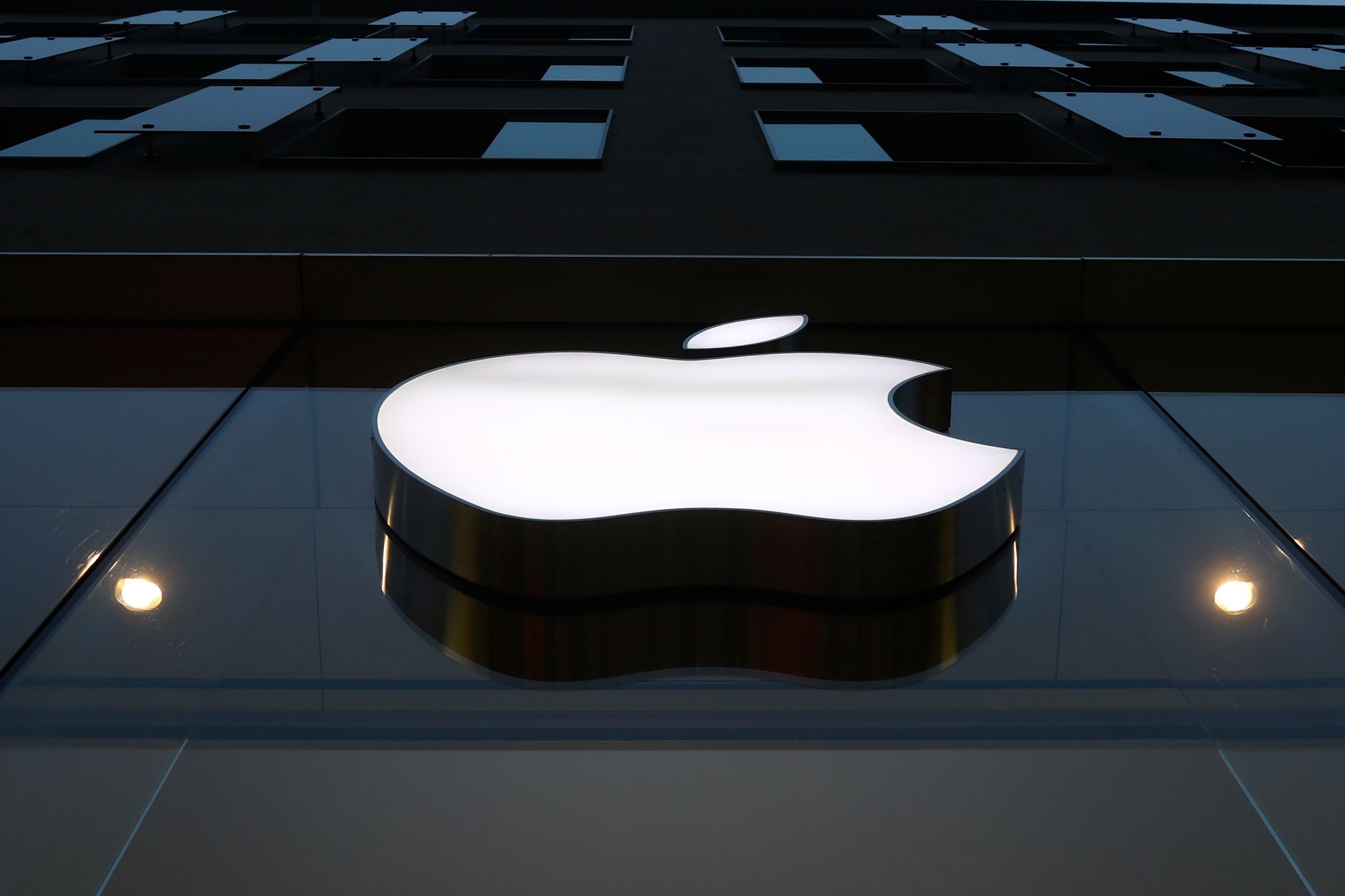 Rekord: Apple erreicht Börsenwert von drei Billionen Dollar