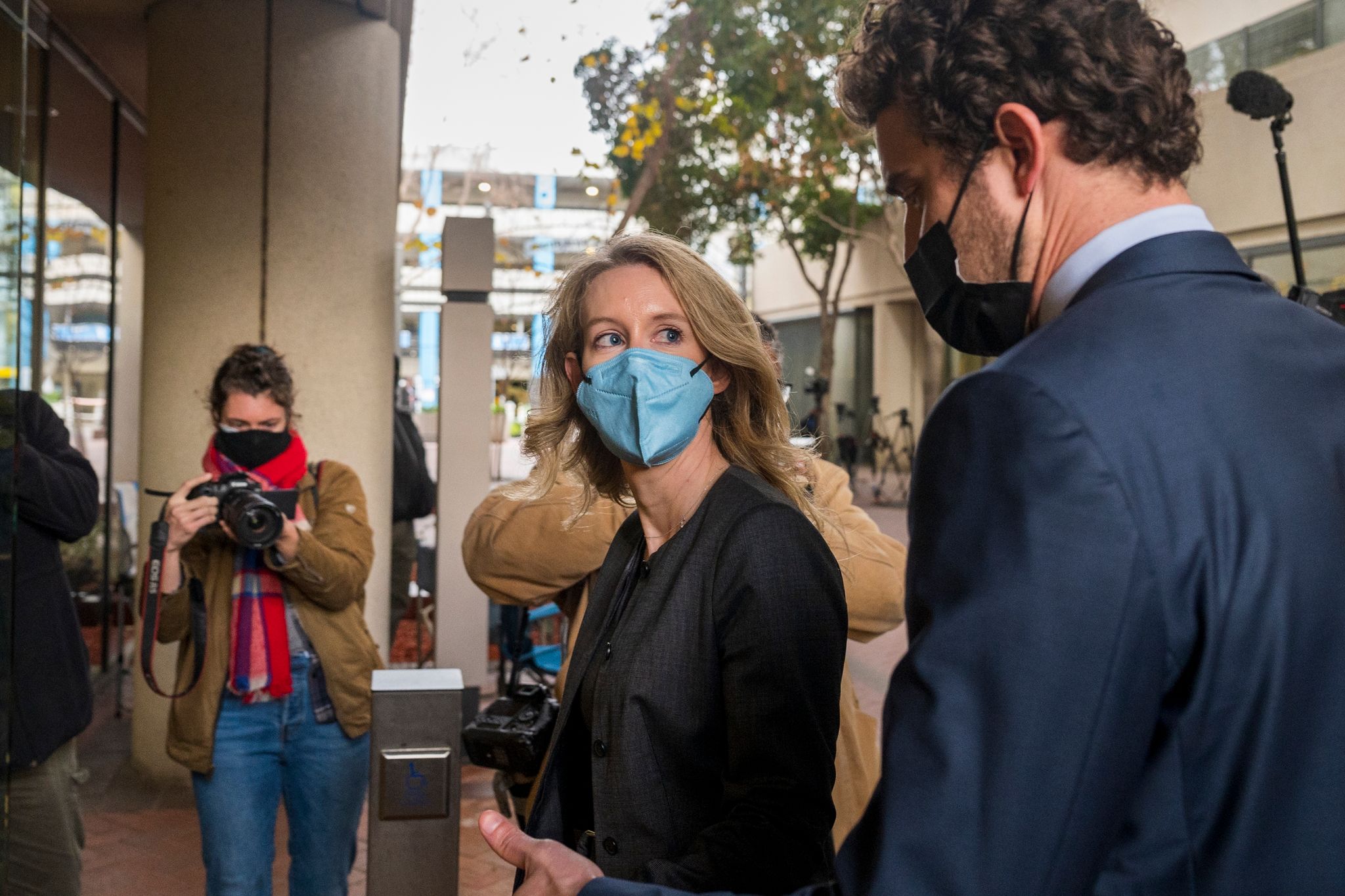 Schuldspruch für Gründerin von Bluttest-Firma Theranos