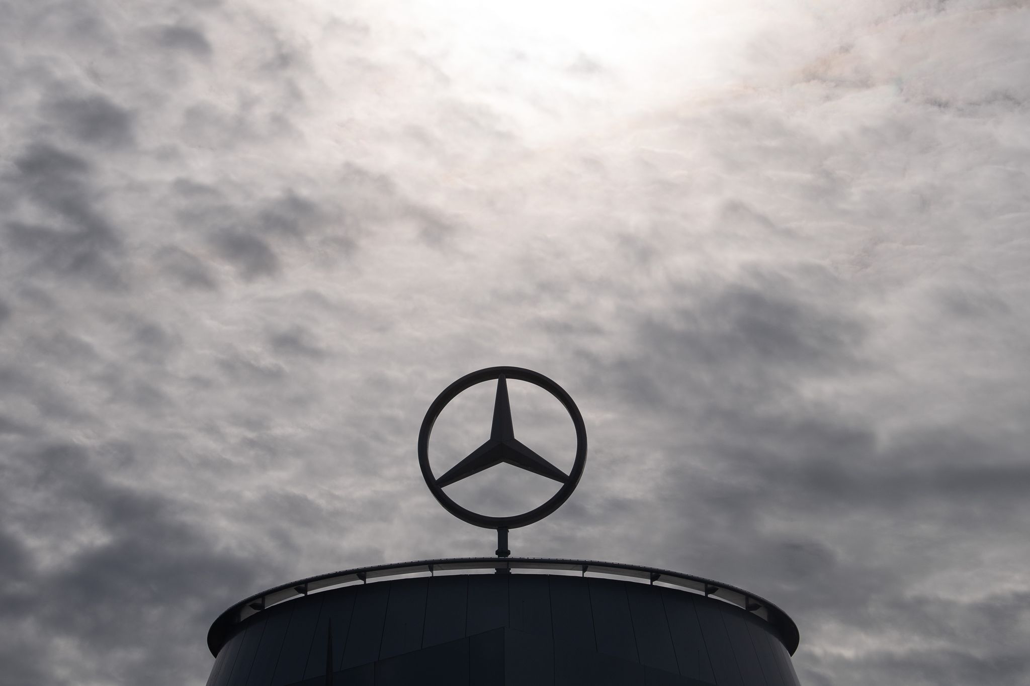 Mercedes-Benz ruft Hunderttausende Autos zurück