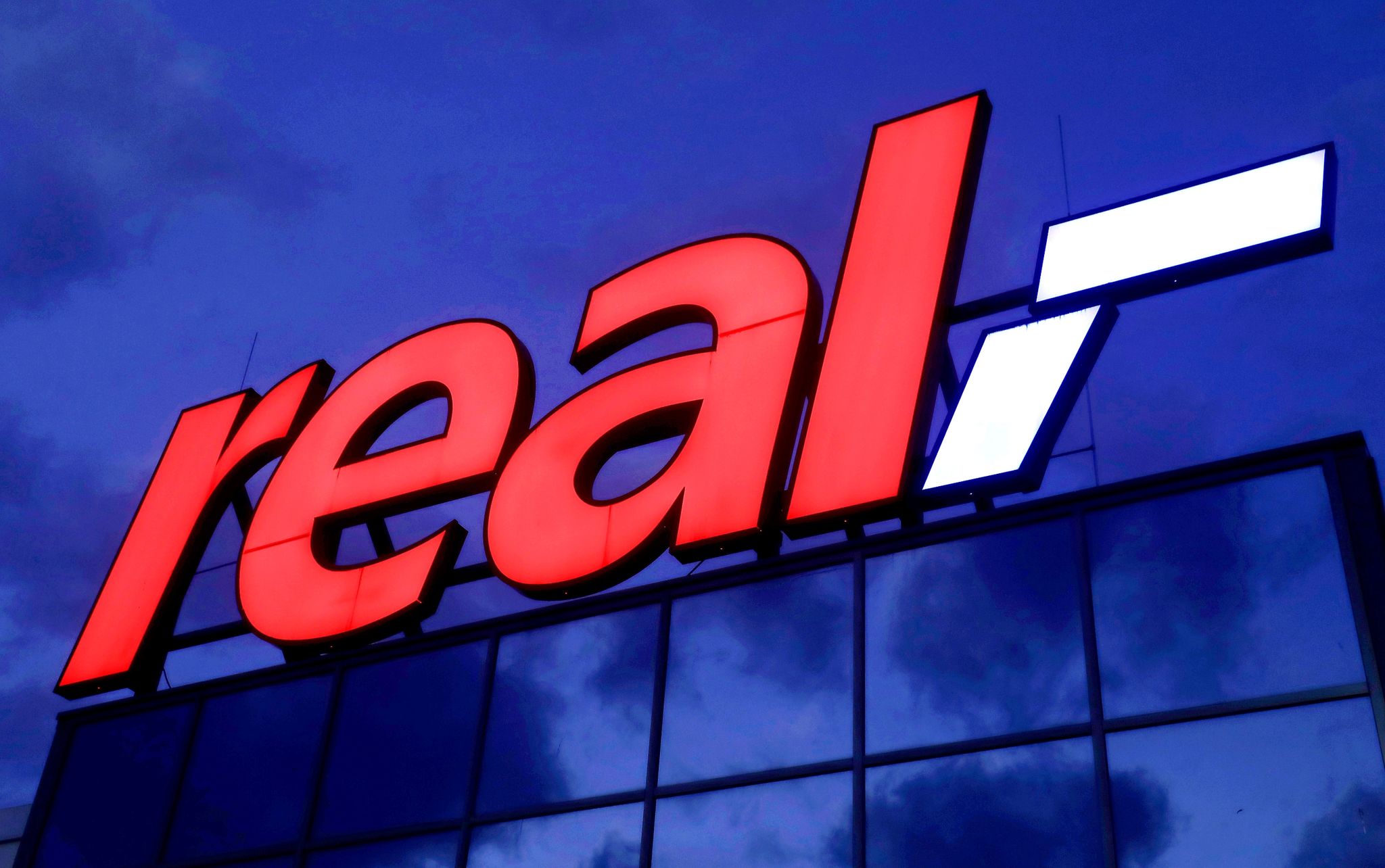 Real schließt weitere Filialen