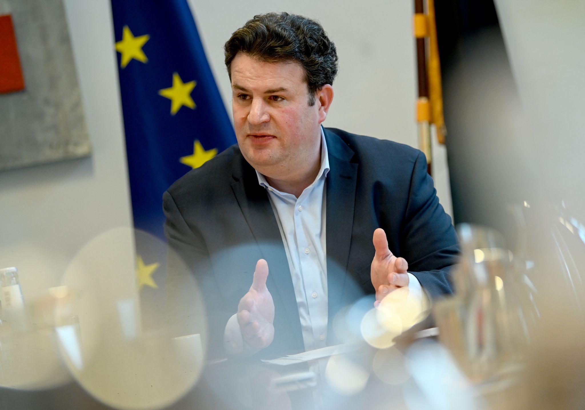 Corona: Arbeitsminister Heil ruft zu mehr Homeoffice auf