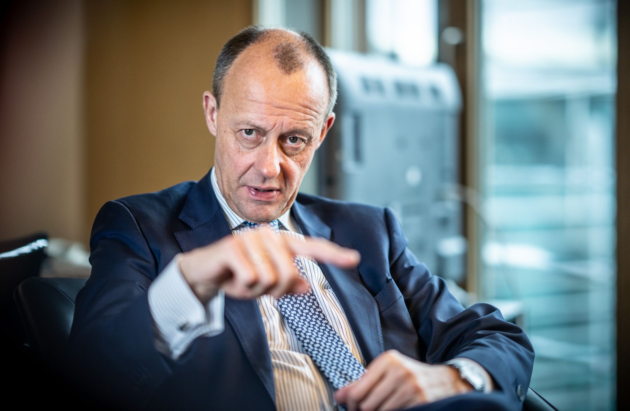 Merz sieht kein Ende der hohen Inflationsrate