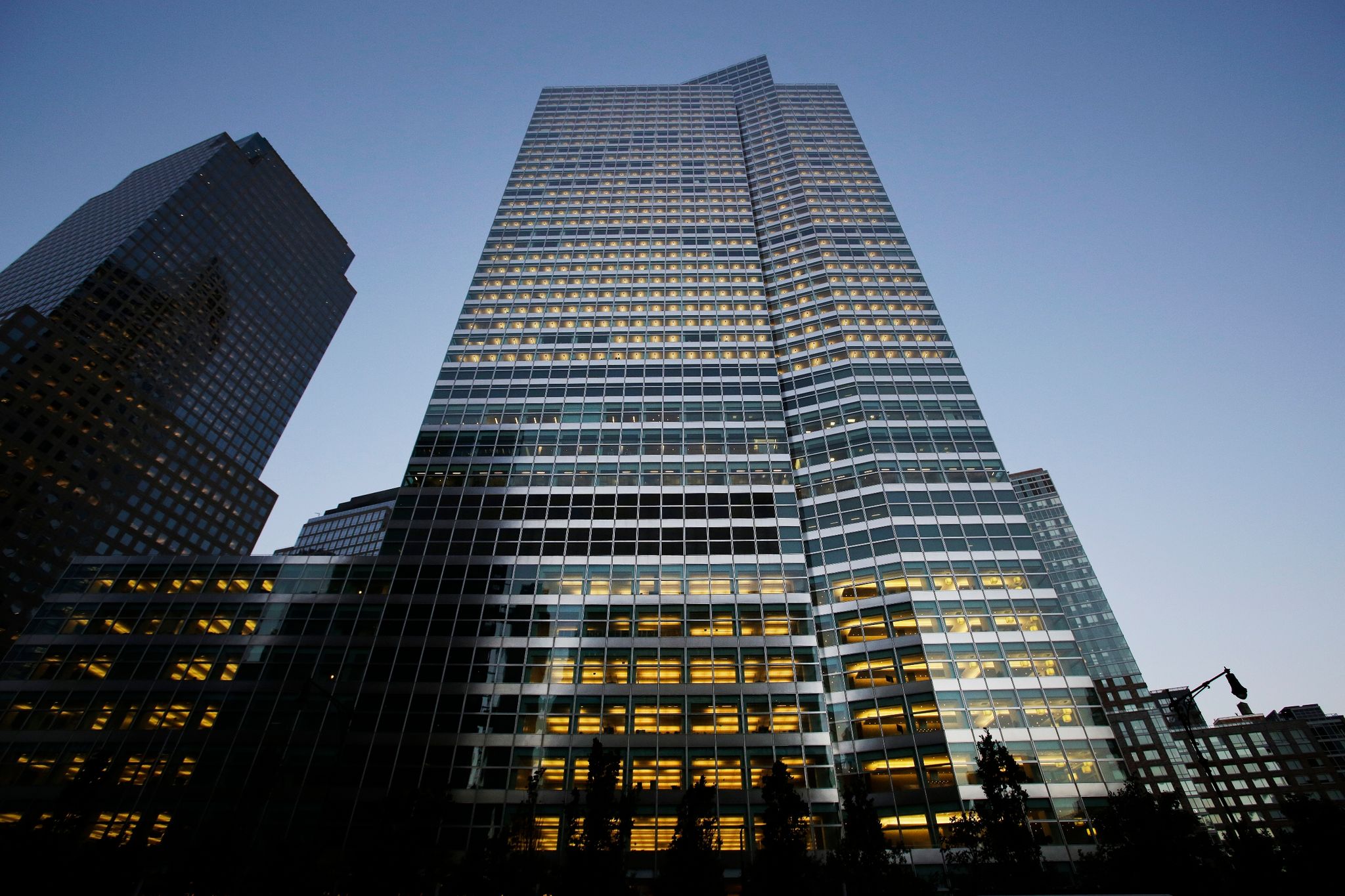 Goldman Sachs verdient deutlich weniger