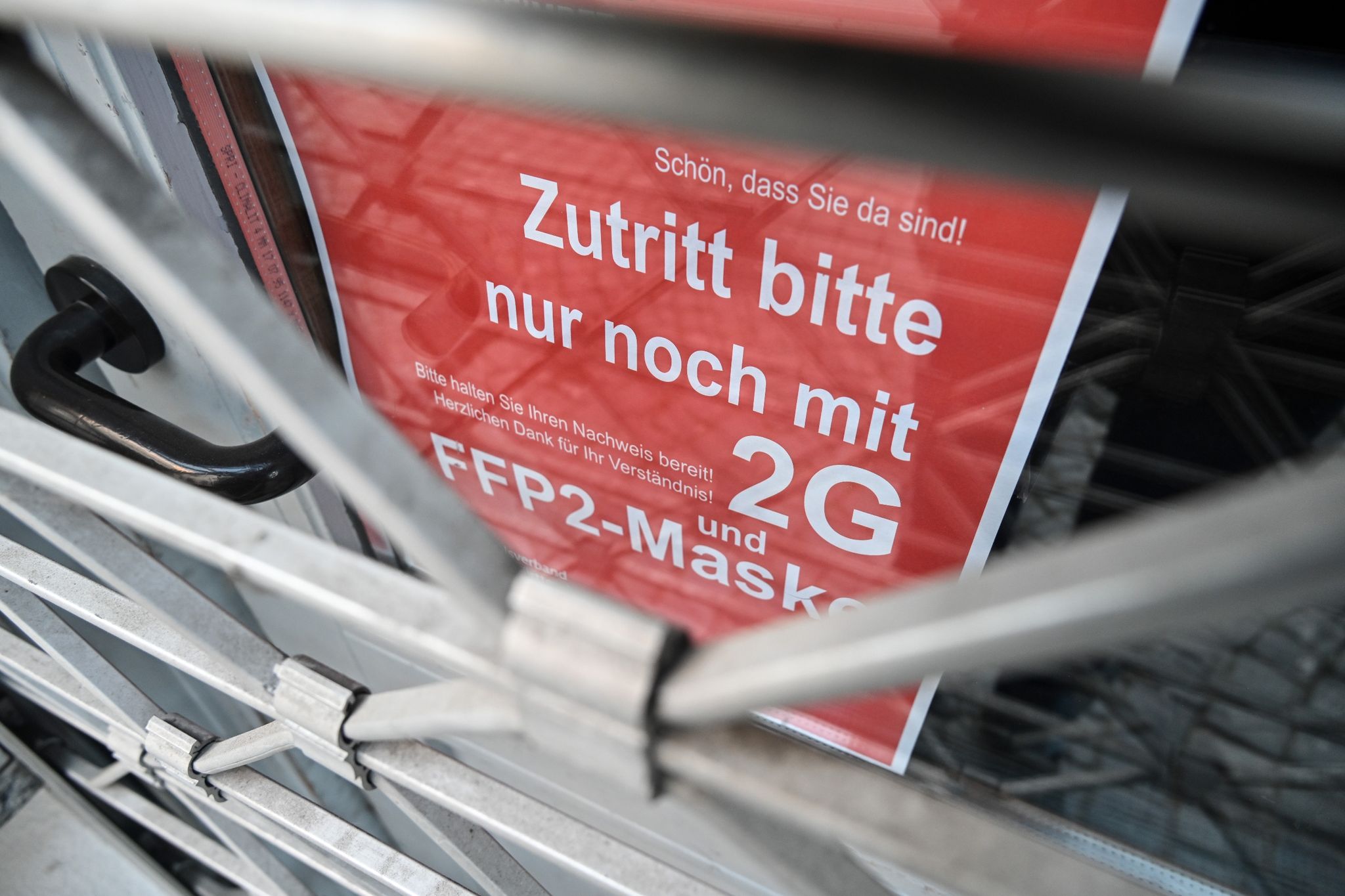 Gericht kippt 2G-Regel für Geschäfte in Baden-Württemberg