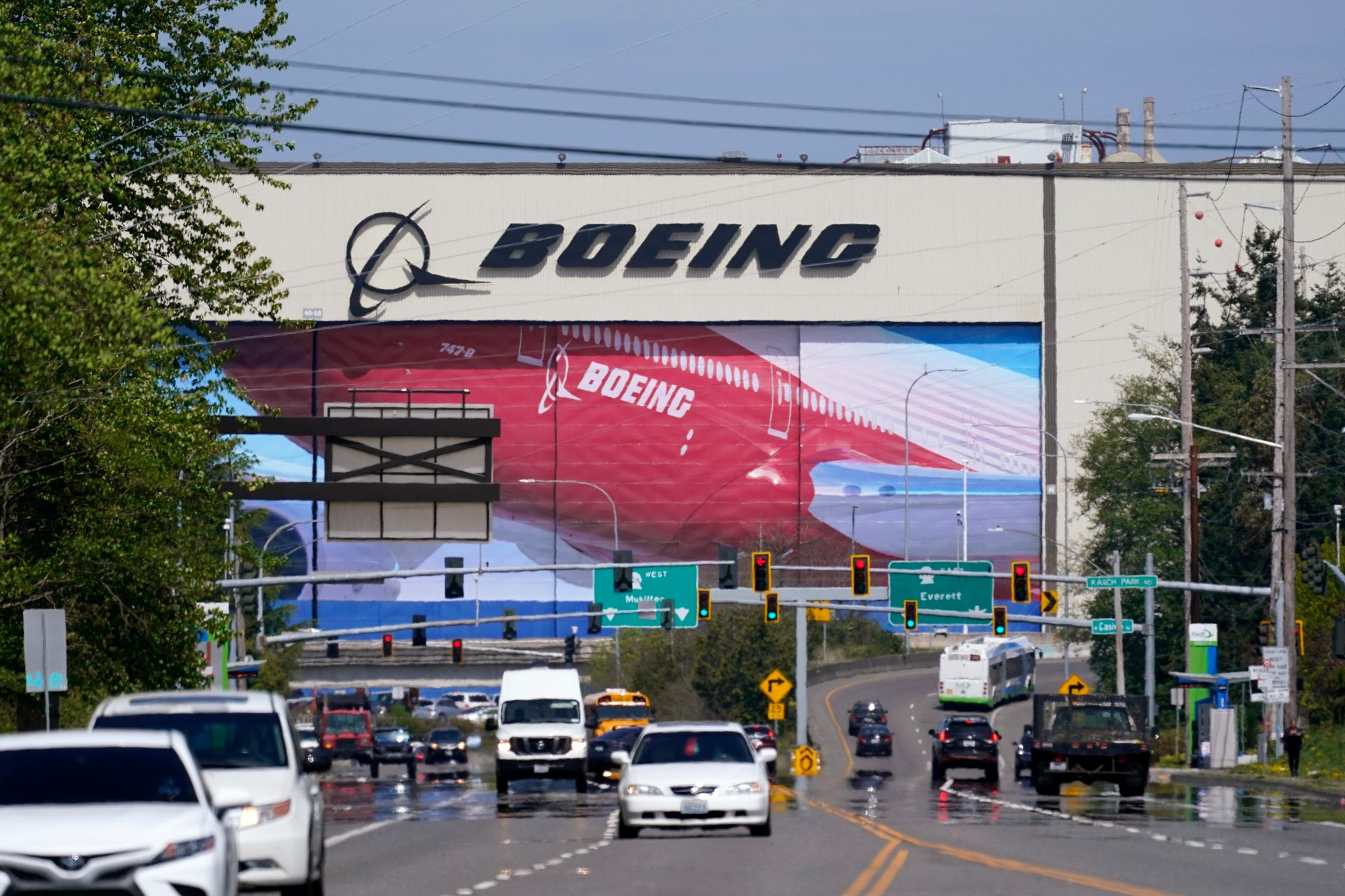 «Dreamliner»-Probleme reißen Boeing tief ins Minus