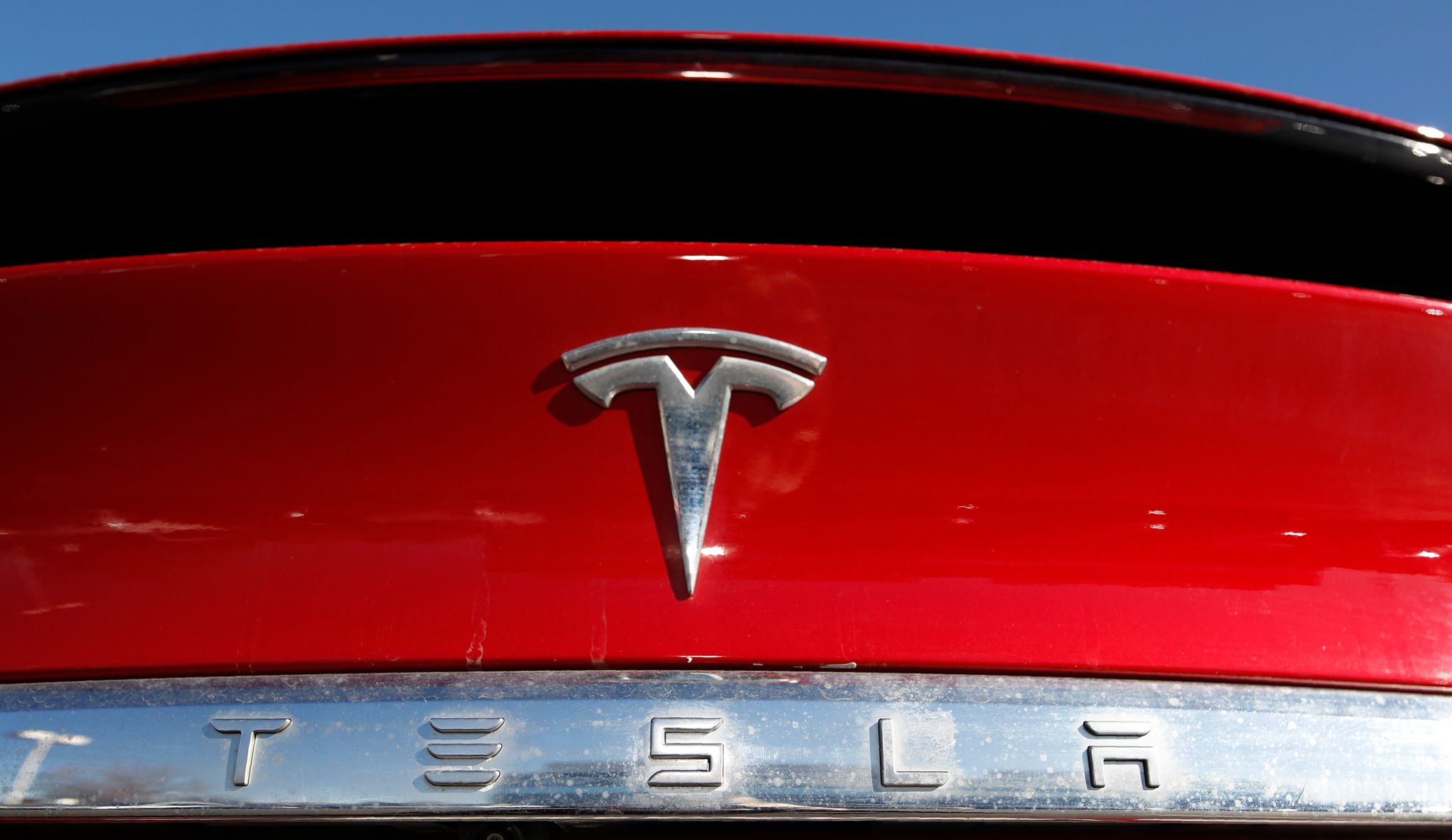 Tesla steigert Jahresgewinn um 665 Prozent
