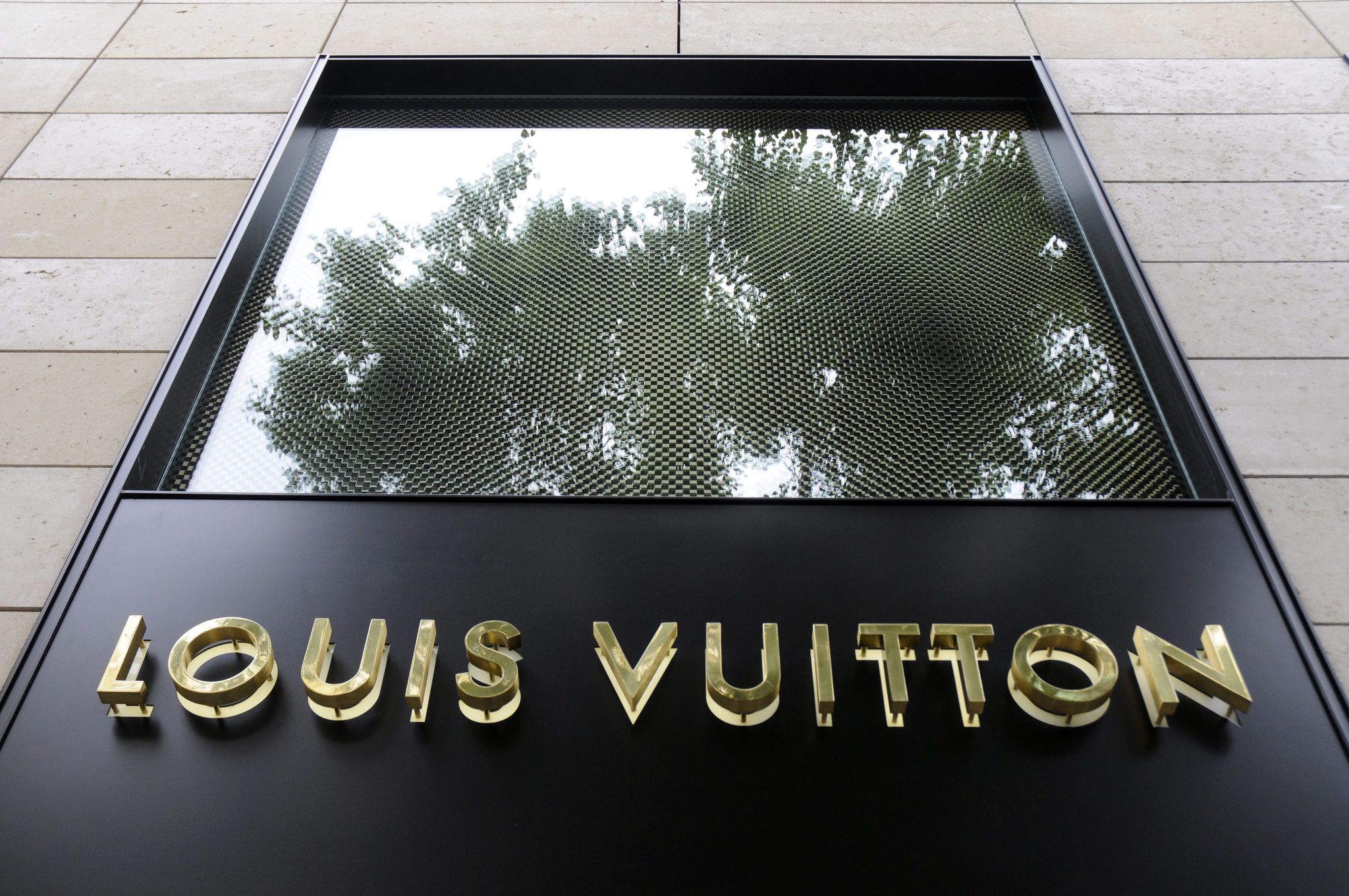 Geschäfte von LVMH laufen besser als vor Corona