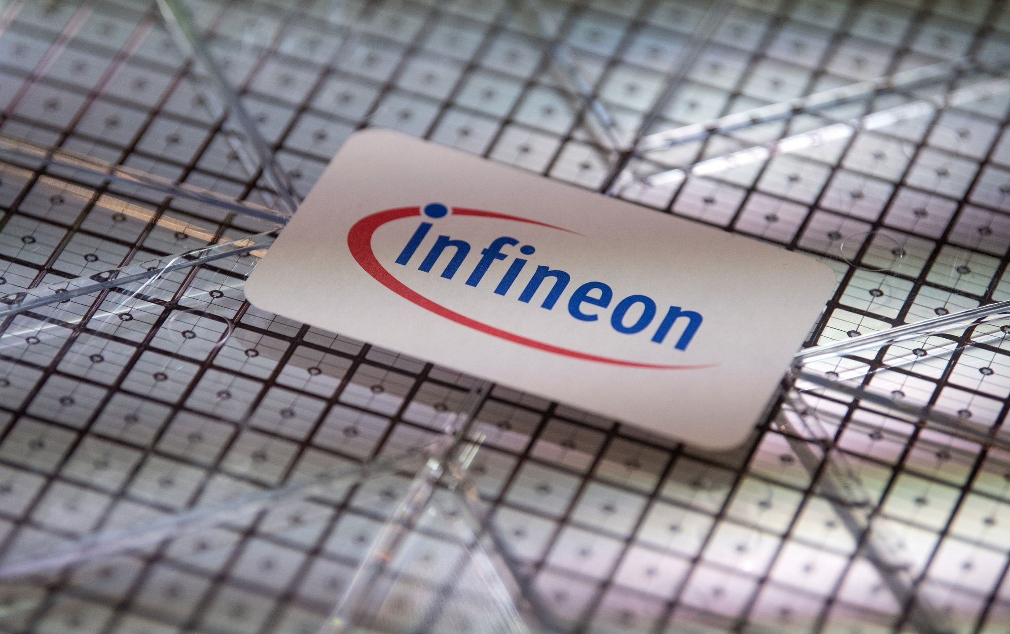 Infineon erhöht Prognosen nach starkem Jahresstart