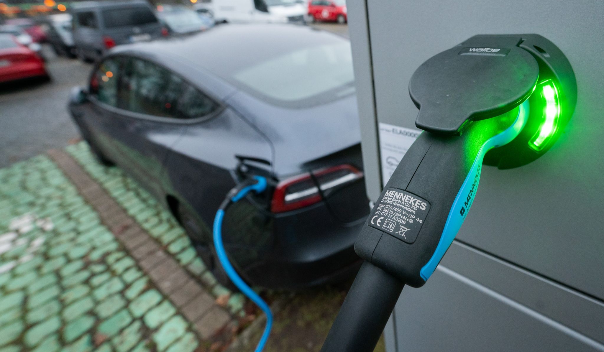 Bonus für E-Autos: Kfz-Gewerbe für Bestelldatum als Stichtag