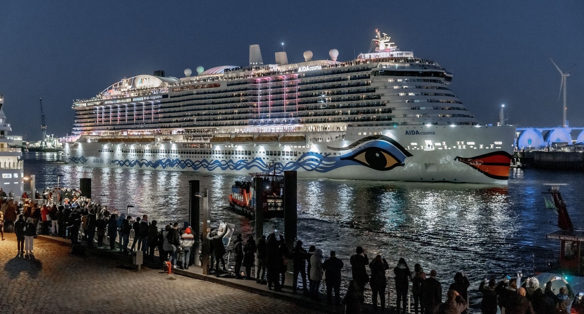 Aida Cruises schickt LNG-Schiff auf Jungfernfahrt