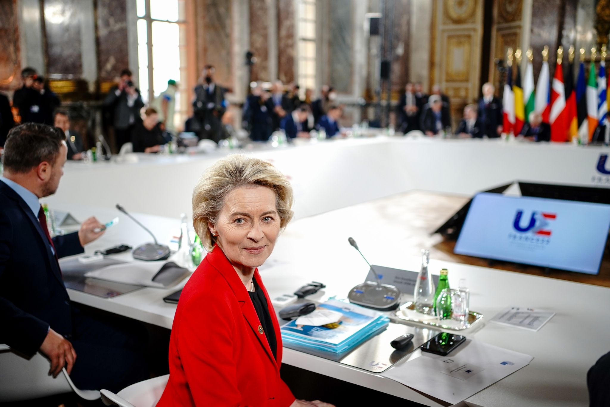 Von der Leyen will Preislimits für Energie vorschlagen