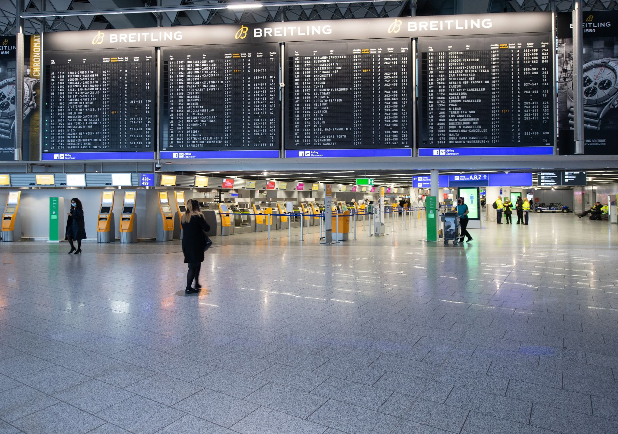 Warnstreiks an Flughäfen werden ausgeweitet