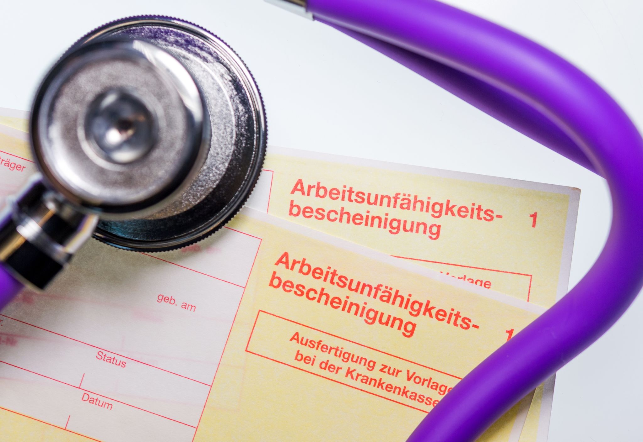 Jüngste Corona-Wellen: 383 Millionen weniger Arbeitsstunden