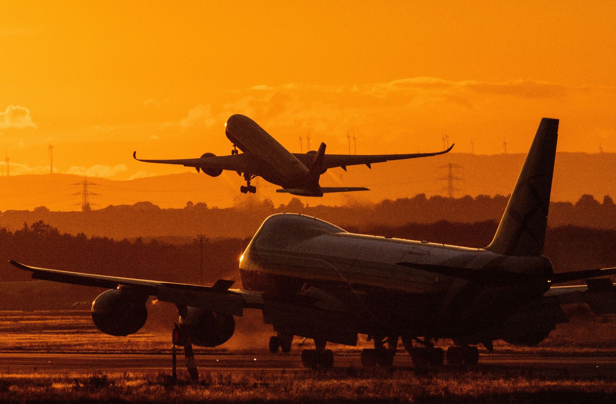 Sommerflugplan bringt größeres Angebot und höhere Preise