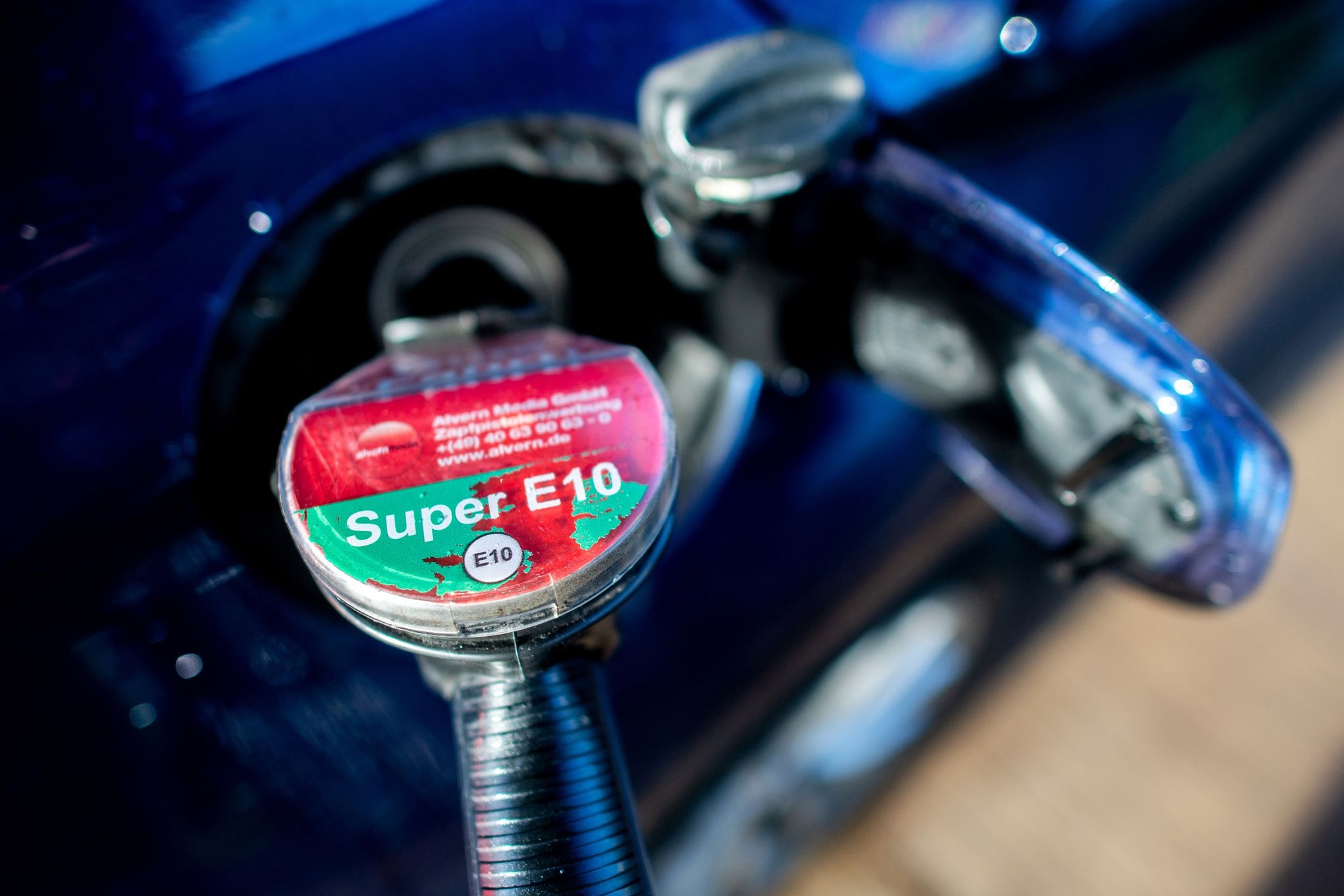 Spritpreise sinken weiter: Super E10 unter zwei Euro