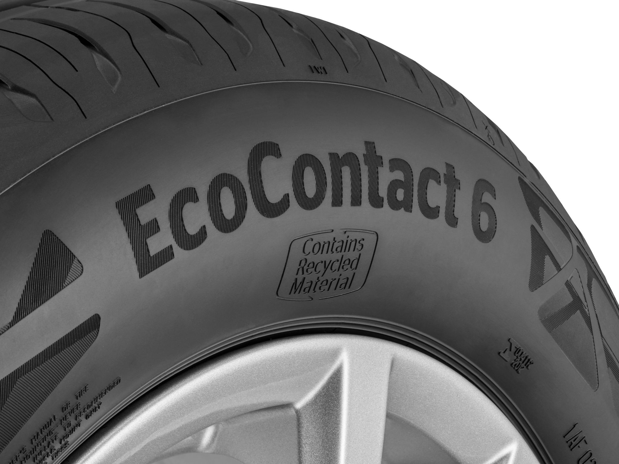 Recycelte Plastikflaschen in ersten Conti-Reifen