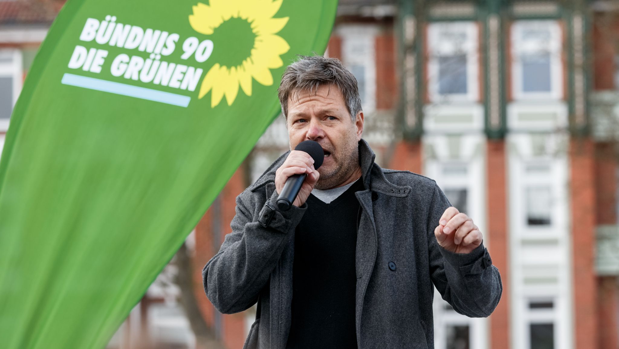 Habeck: Bürger können zehn Prozent Energie einsparen