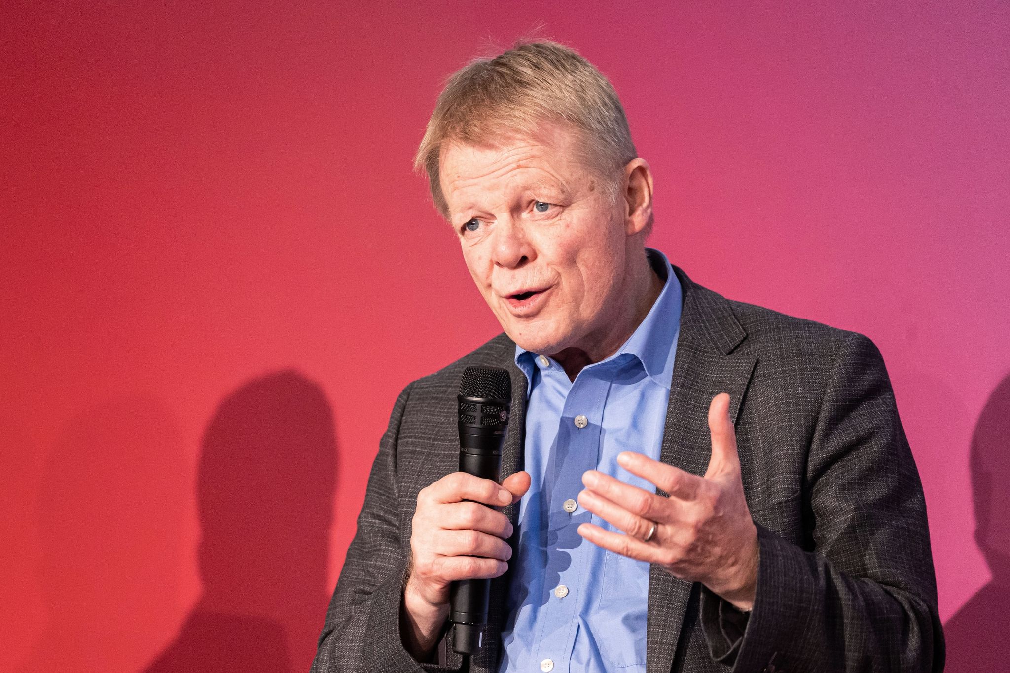 DGB-Chef fordert stärkere Gewinnbesteuerung von Ölkonzernen