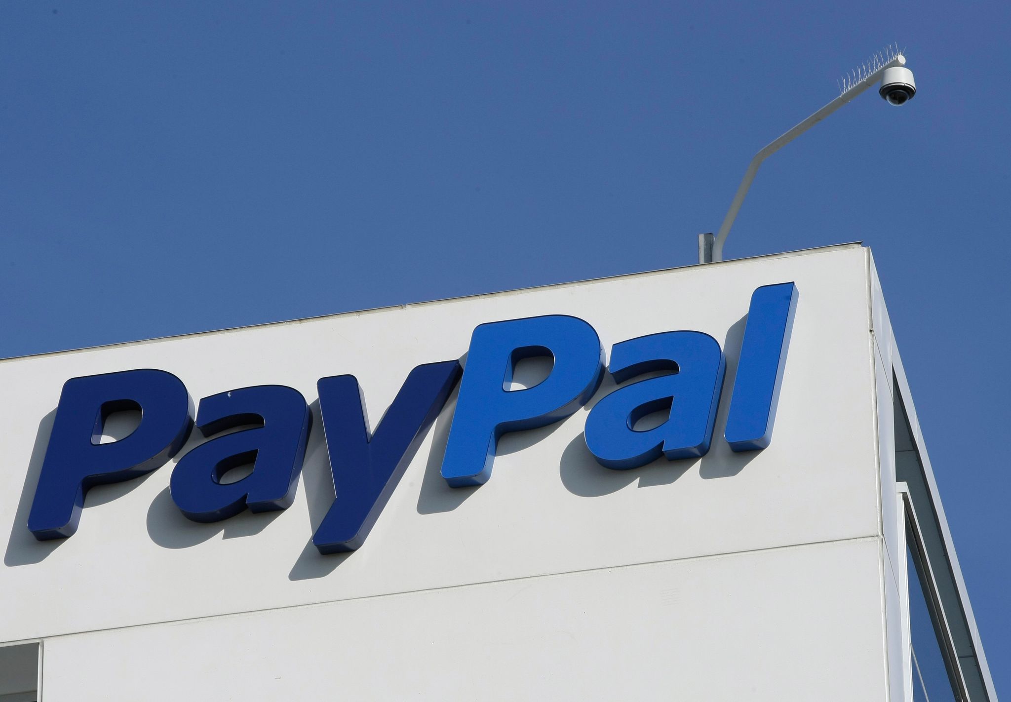 Paypal startet mit Gewinneinbruch ins Jahr