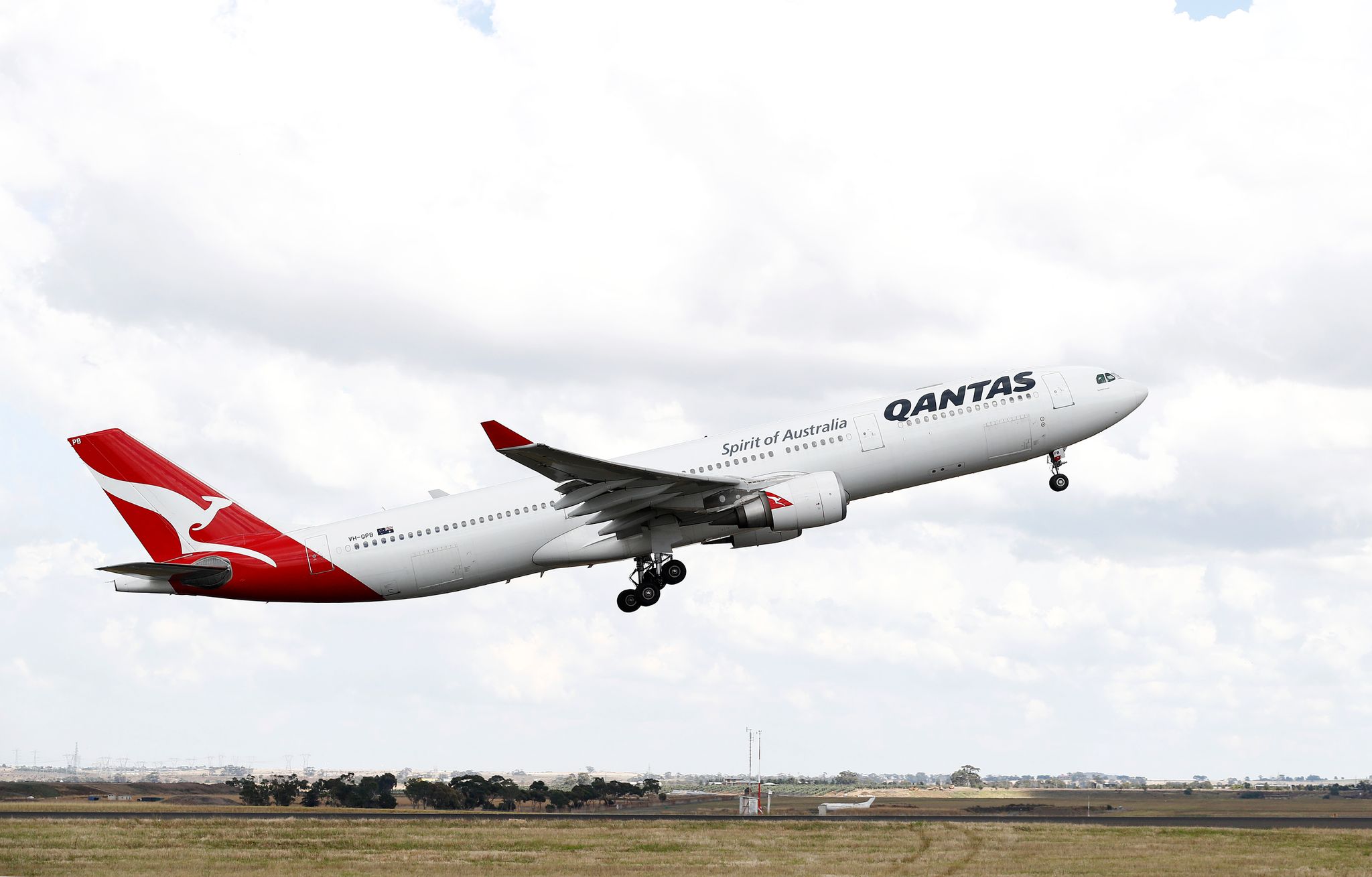 Qantas will 2025 längste Nonstop-Flüge der Welt starten