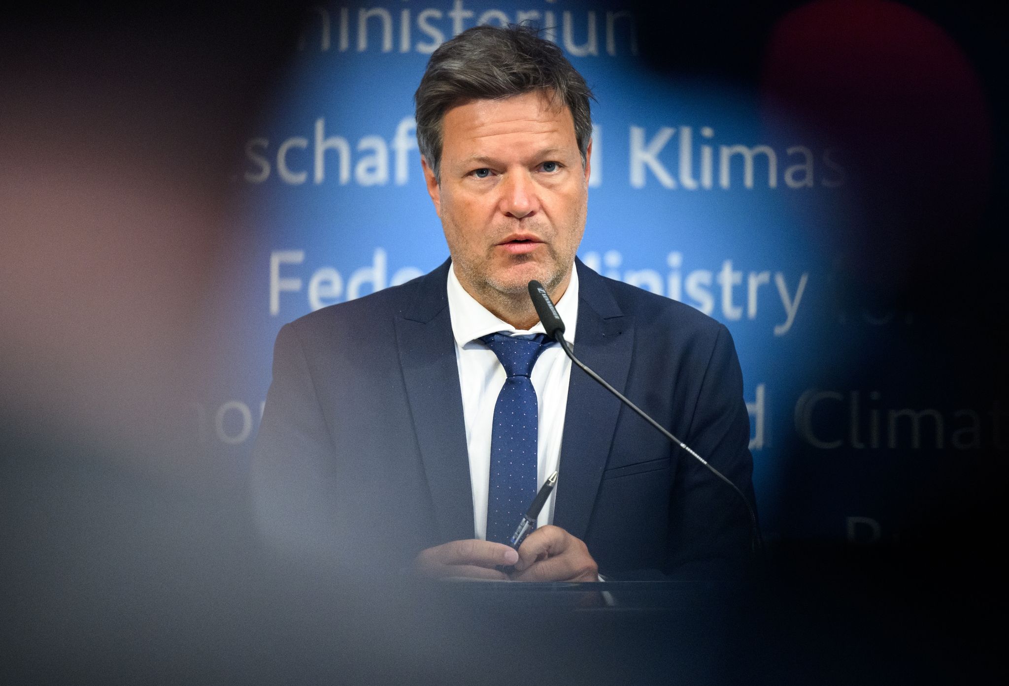 Habeck: Müssen weiter mit höheren Energiepreisen rechnen