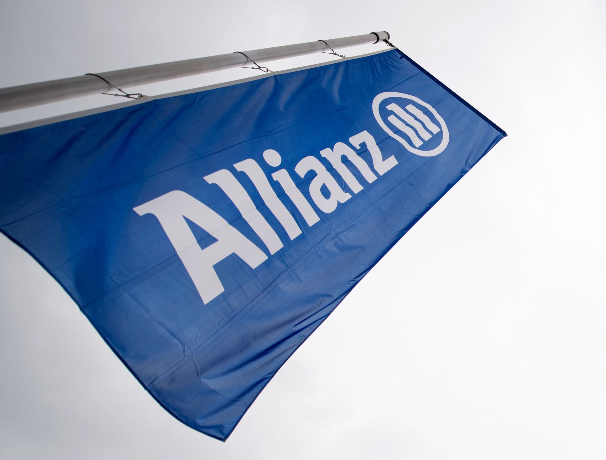 Allianz schließt nach AGI-Fonds-Debakel Milliardenvergleich