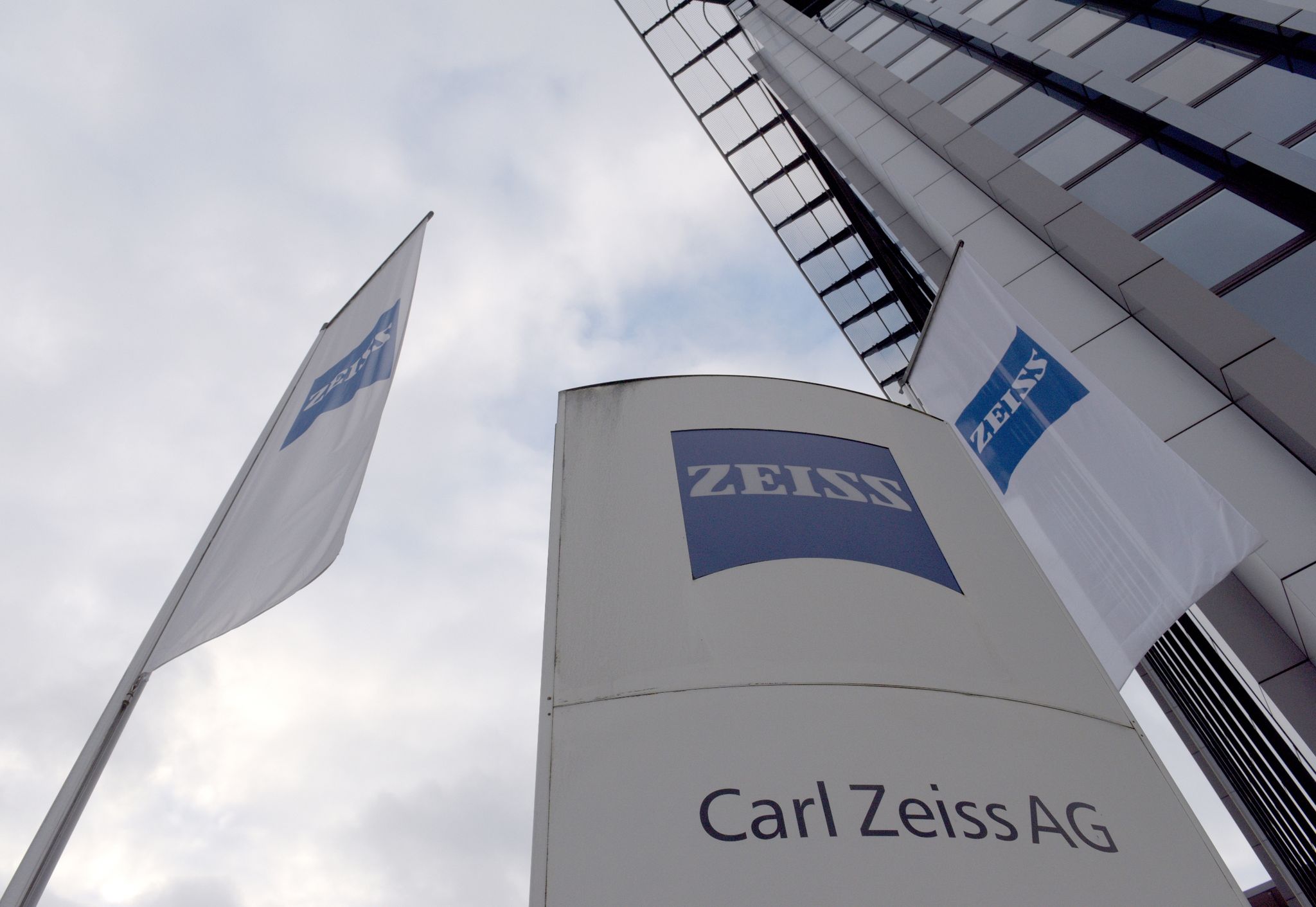 Zeiss setzt Wachstumstrend im ersten Halbjahr fort