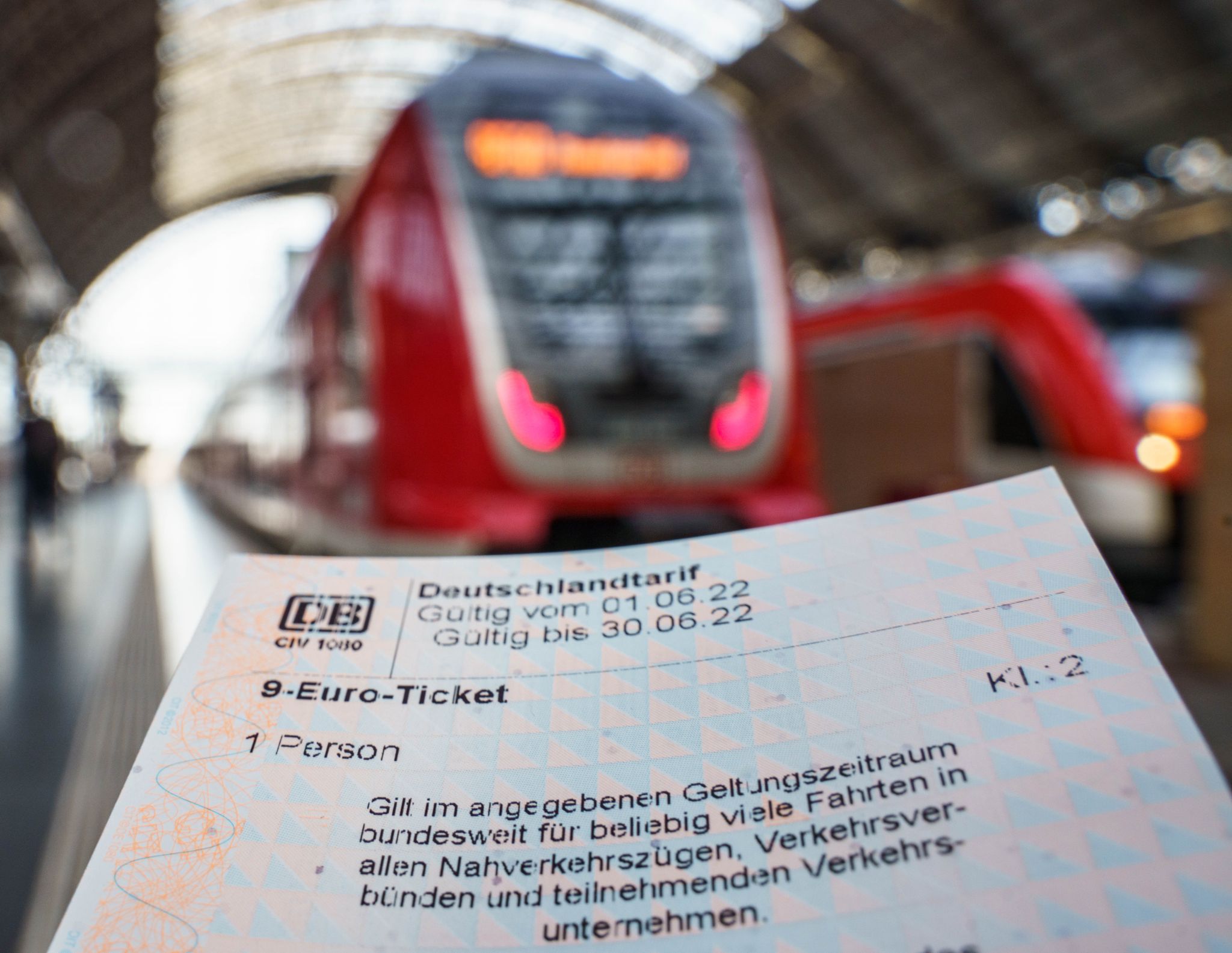Große Nachfrage nach 9-Euro-Ticket: Ausblick auf den Sommer