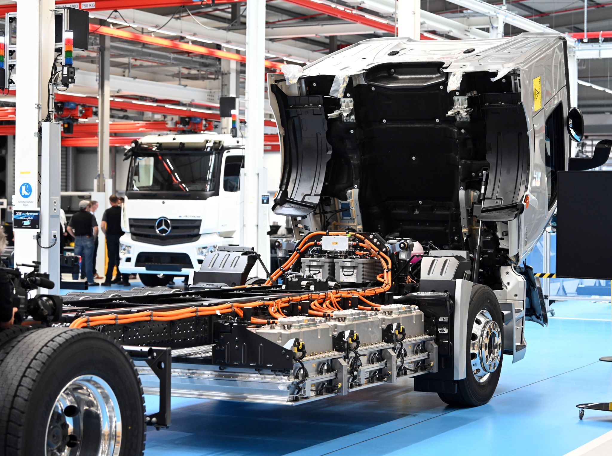 Daimler erprobt E-Lkw mit Reichweite von 500 Kilometern