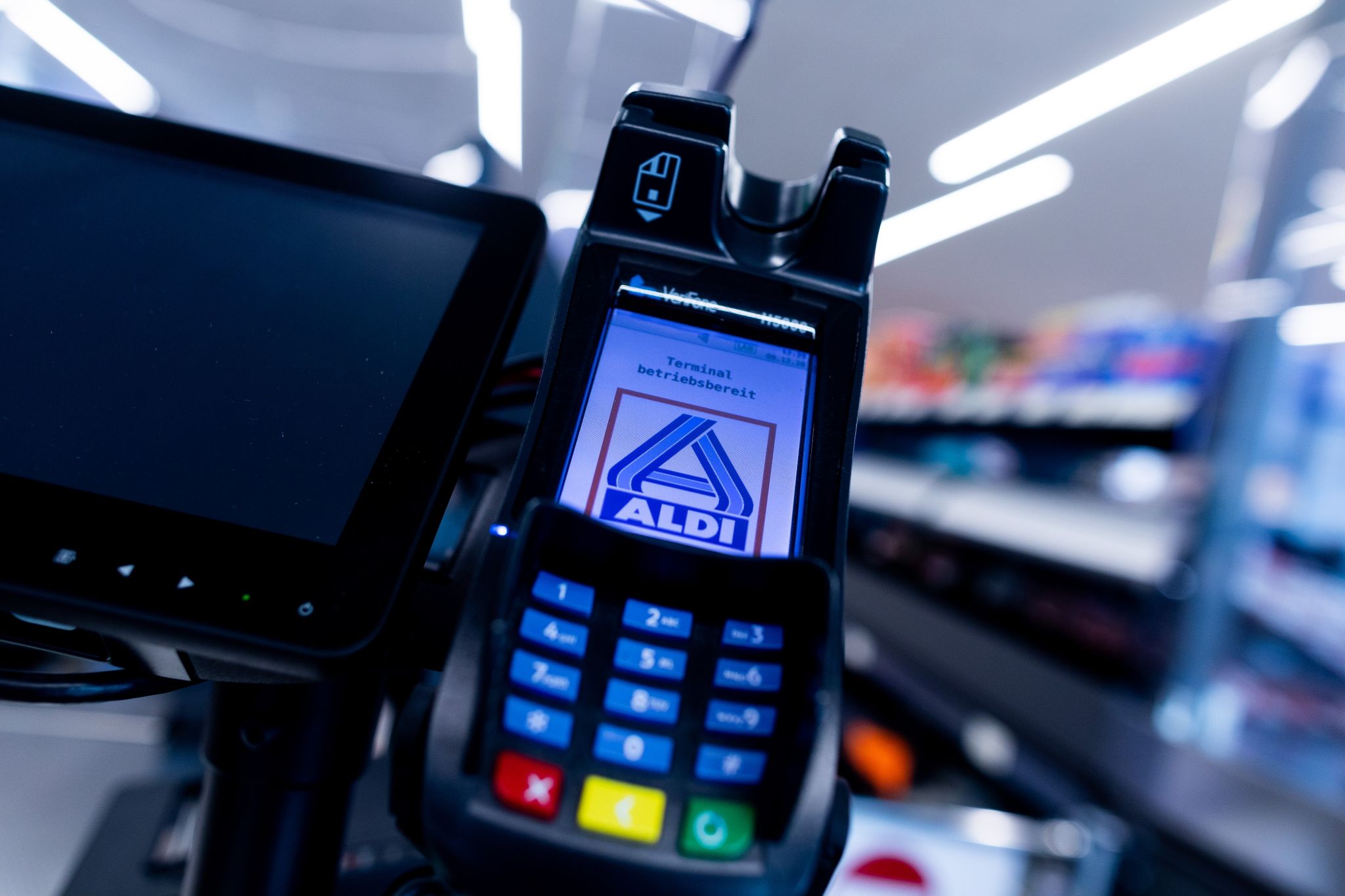 Discounter: Probleme bei Kartenzahlungen überwunden