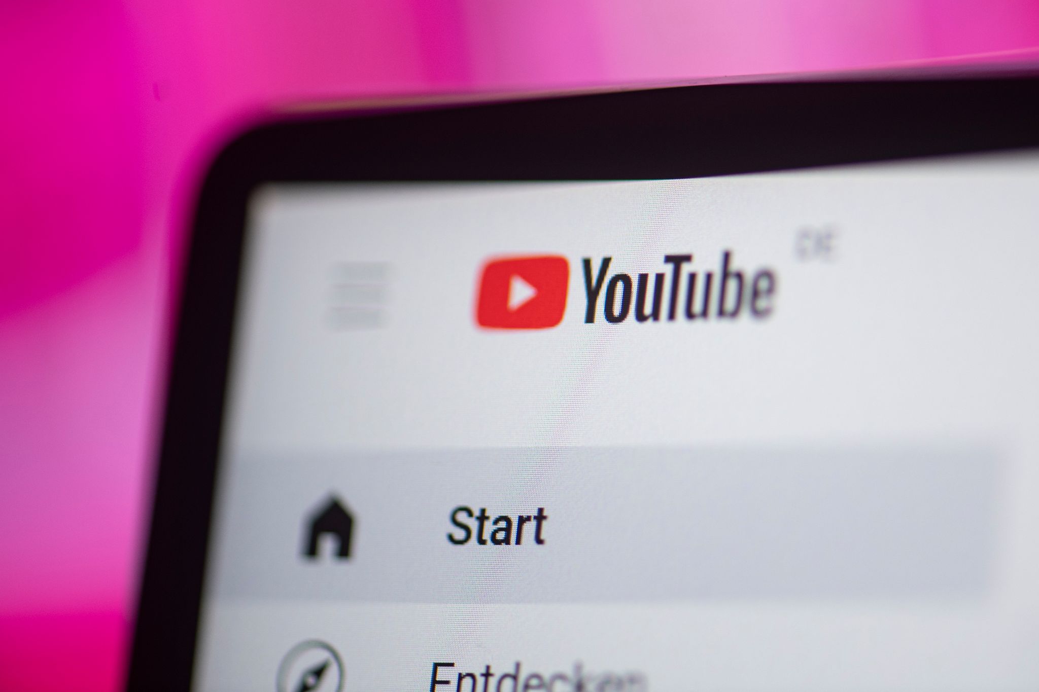 Web-Plattformen können bei Urheberrechtsverstößen haften