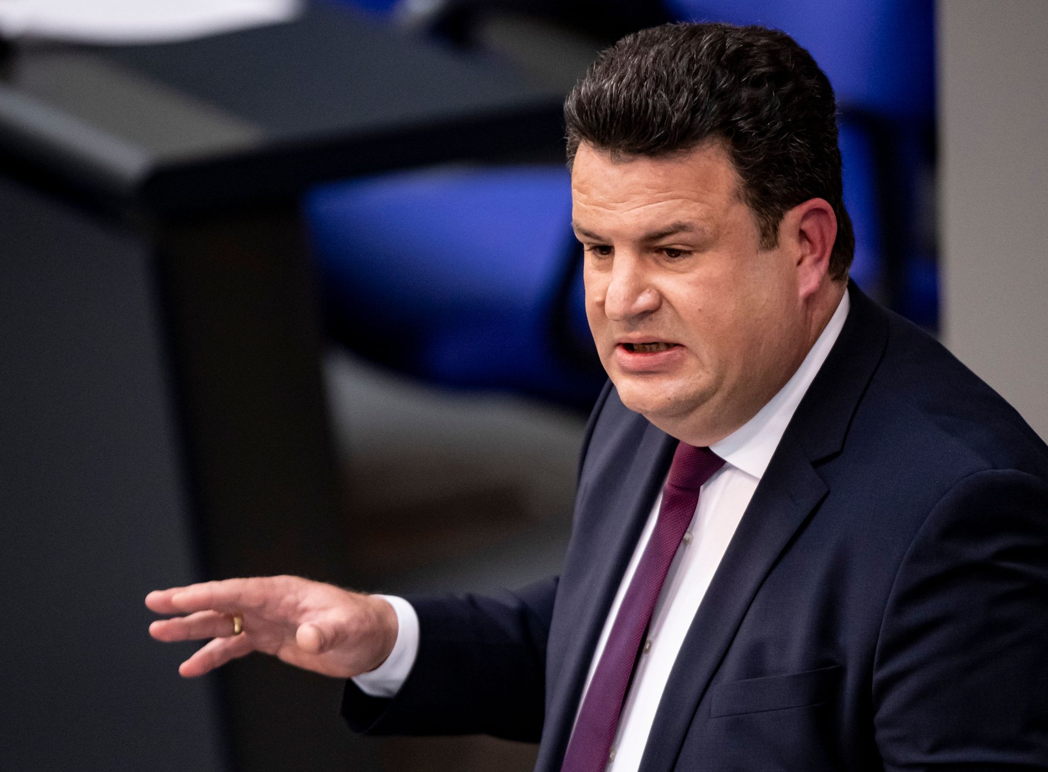 Mindestlohn soll erhöht werden – Kritik am Gesamtpaket
