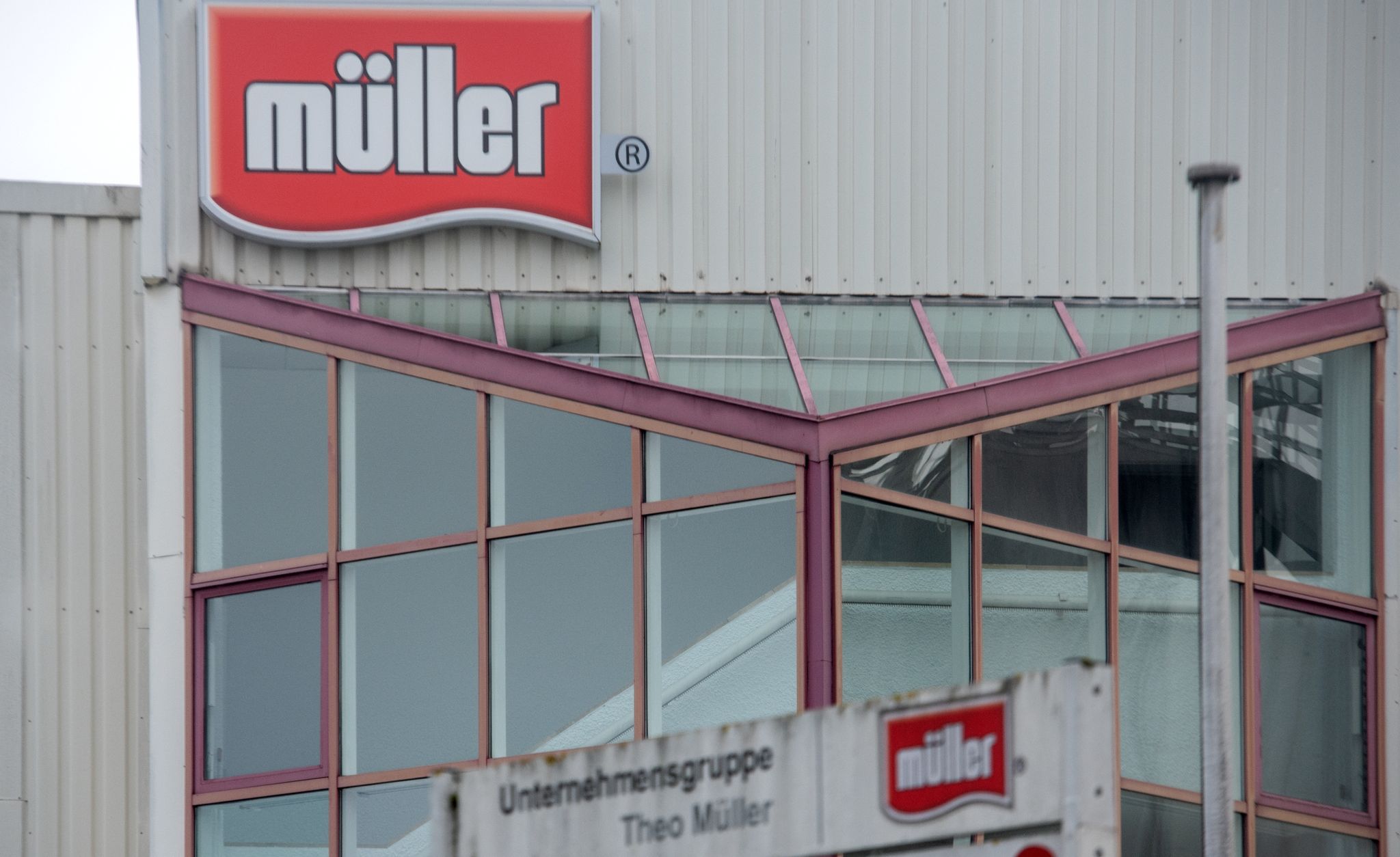 Theo Müller will Landliebe und drei Werke übernehmen
