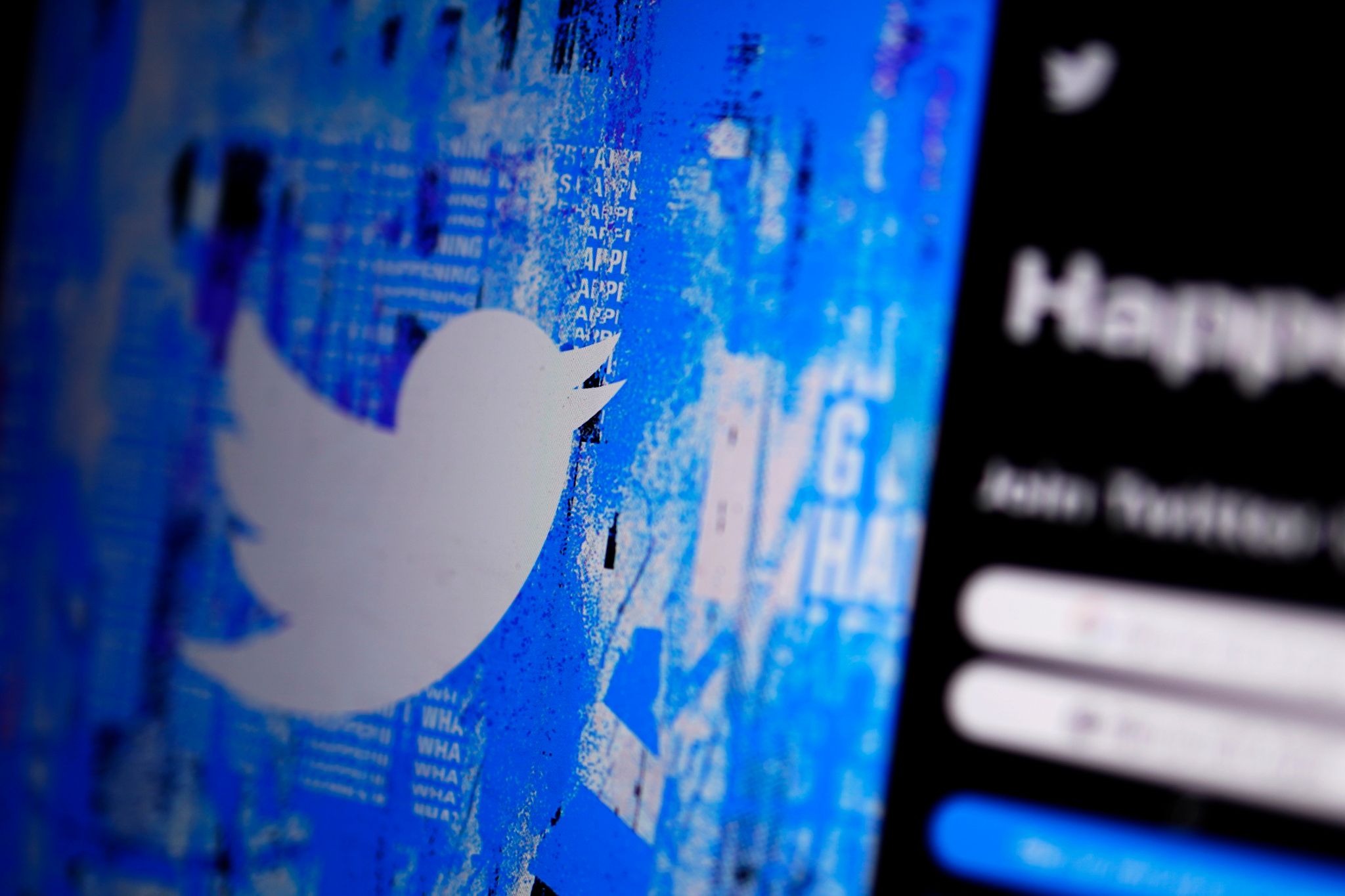 Twitter mit Umsatzrückgang und hohem Verlust