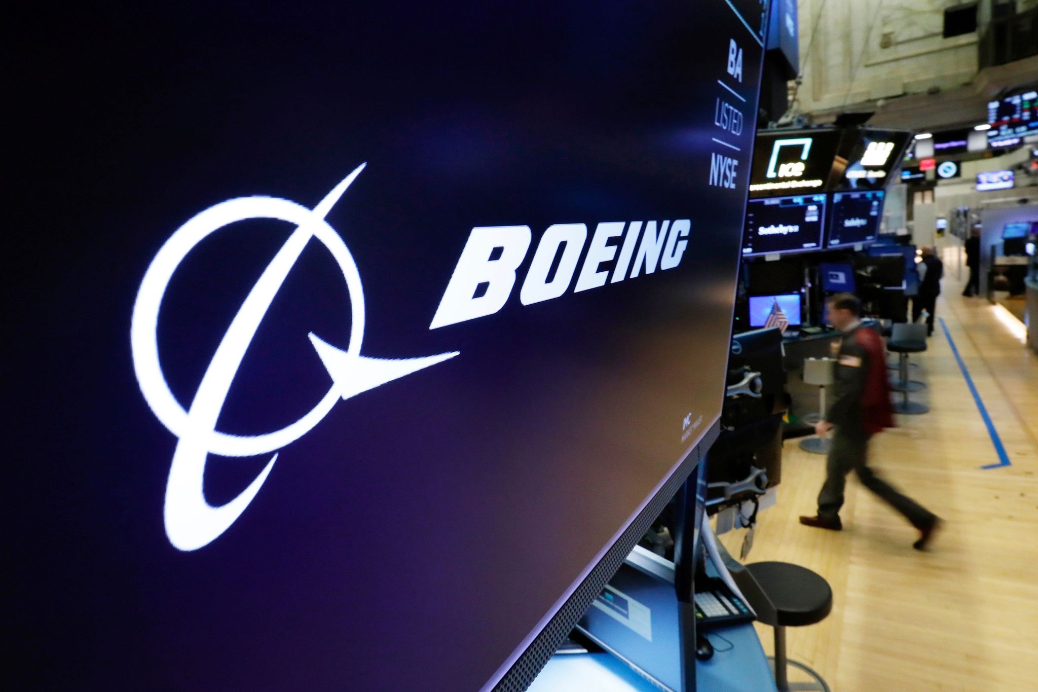 Boeing: Gewinneinbruch wegen Produktionsmängeln