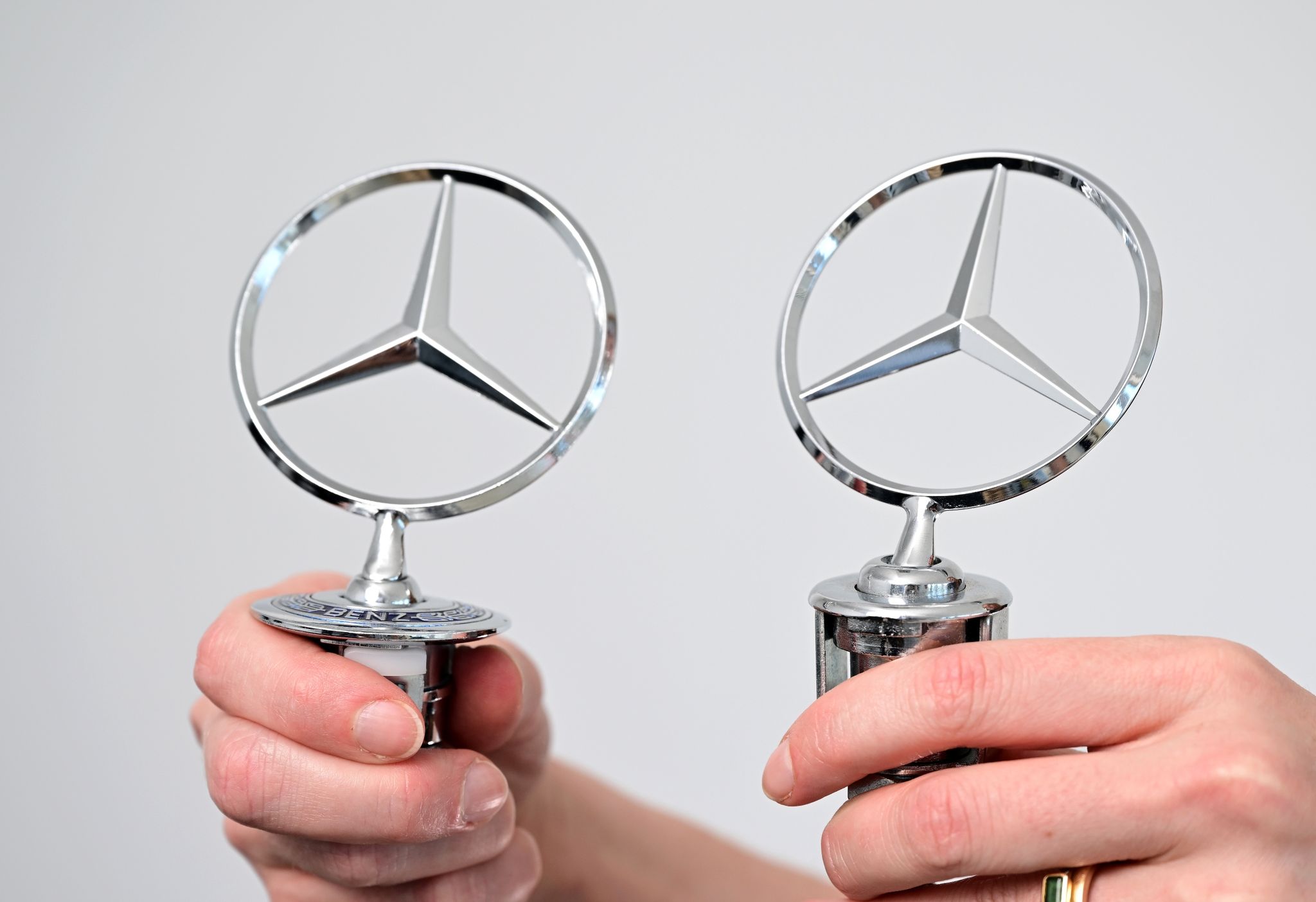 Mehr gefälschte Autoteile besorgen Branche und Prüfer