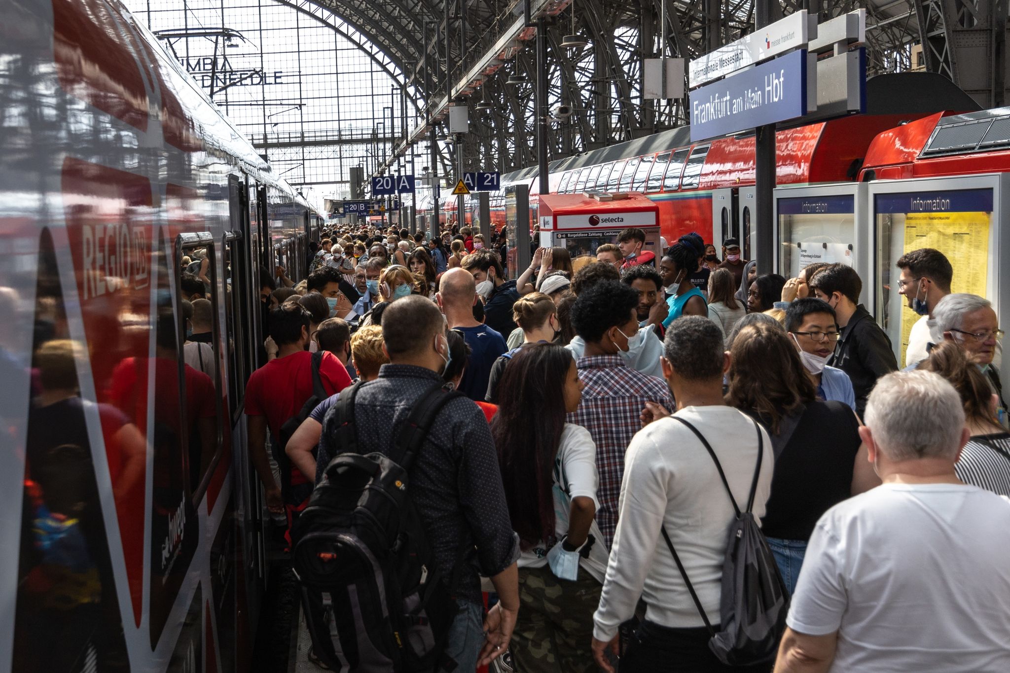 Weitere Forderungen nach Anschlussregelung für 9-Euro-Ticket