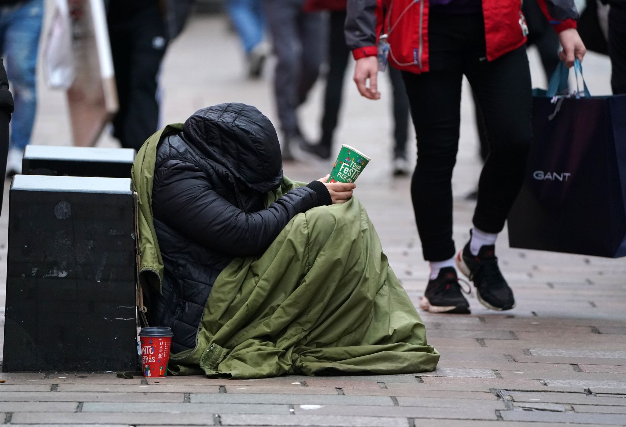 Sinkende Reallöhne bedeuten Armut für Millionen Briten