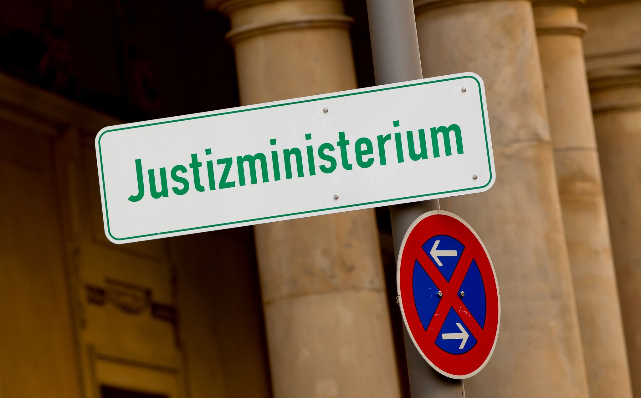 Bundesregierung will Insolvenzen verhindern