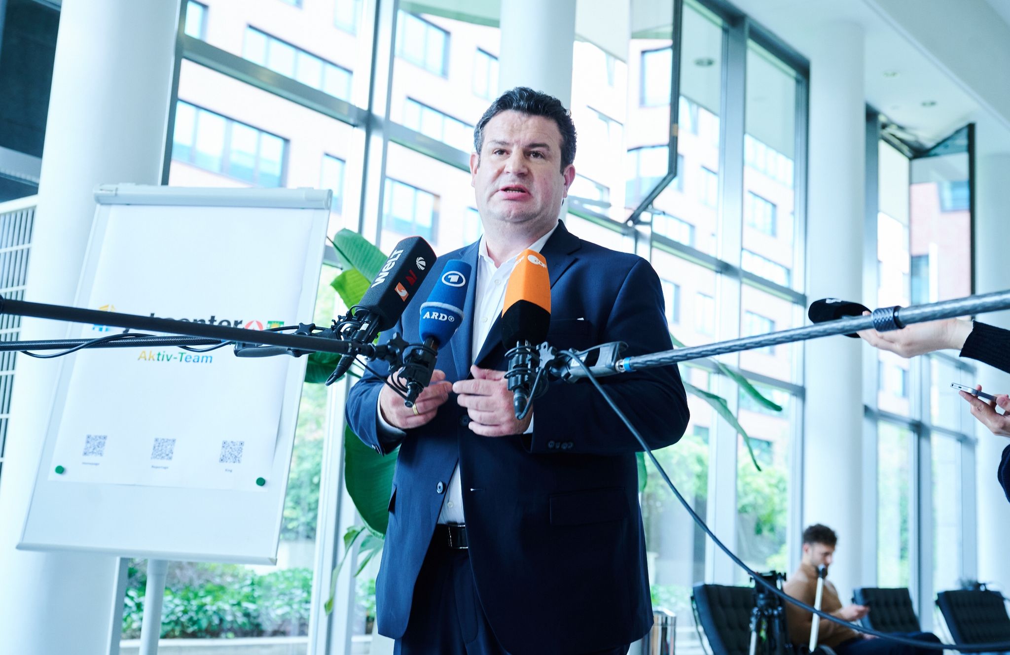 Minister Heil plant Vorschläge zu Arbeitszeiterfassung