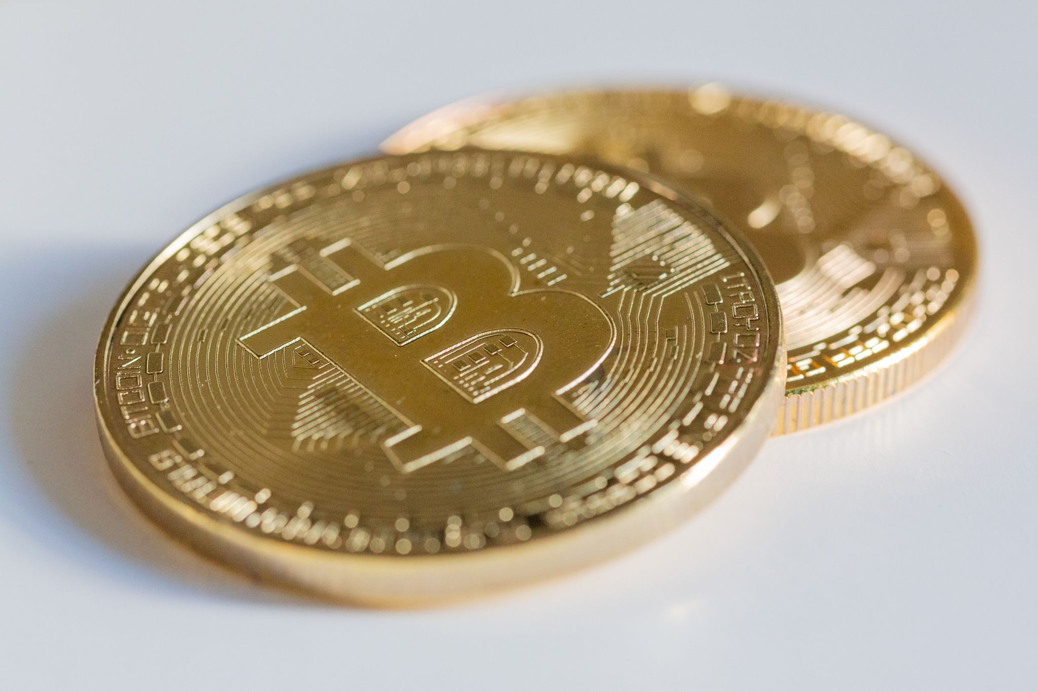 Kryptowährung unter Druck: Bitcoin fällt auf Dreimonatstief