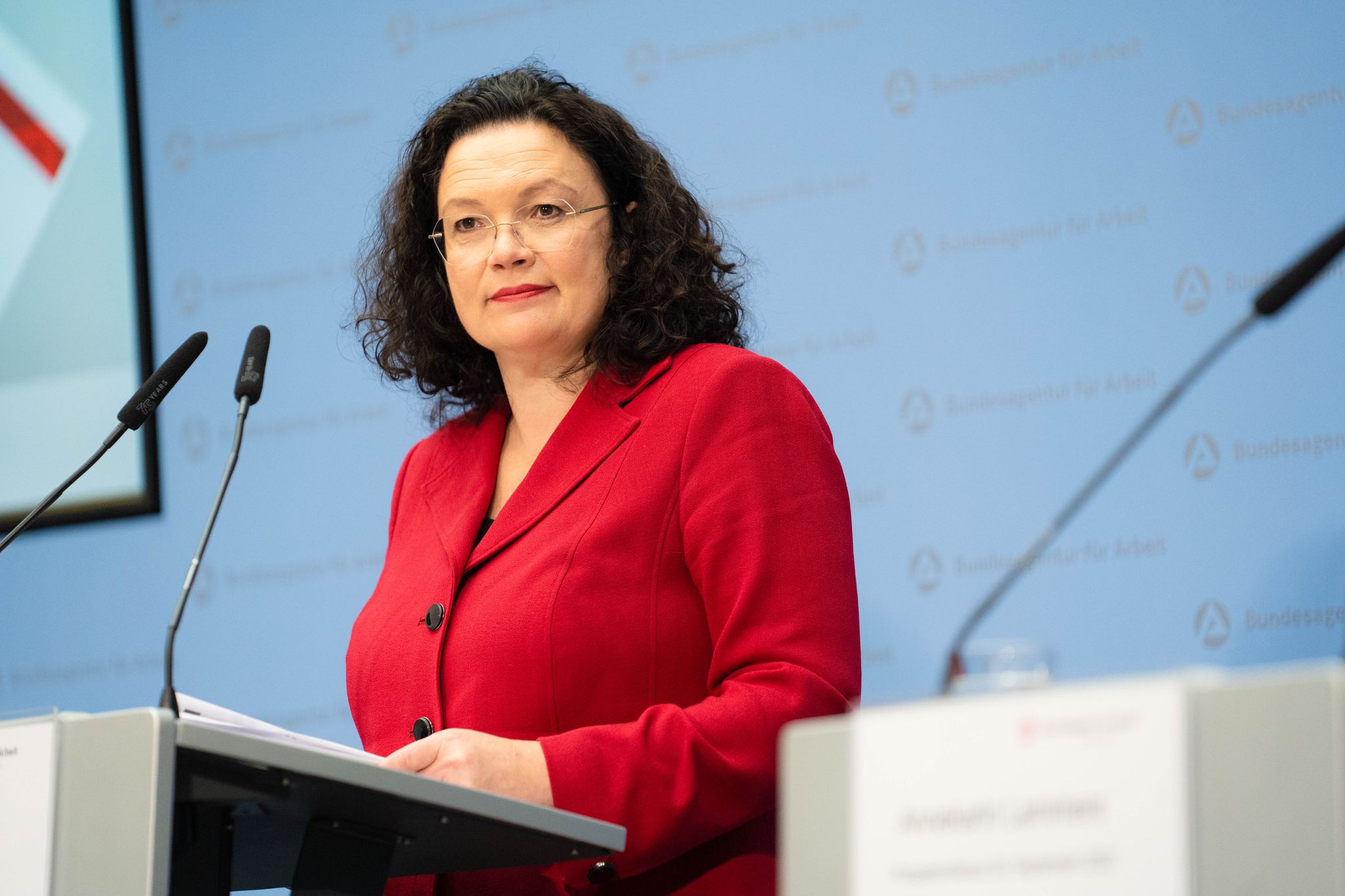 Herbstbelebung: Zahl der Arbeitslosen sinkt