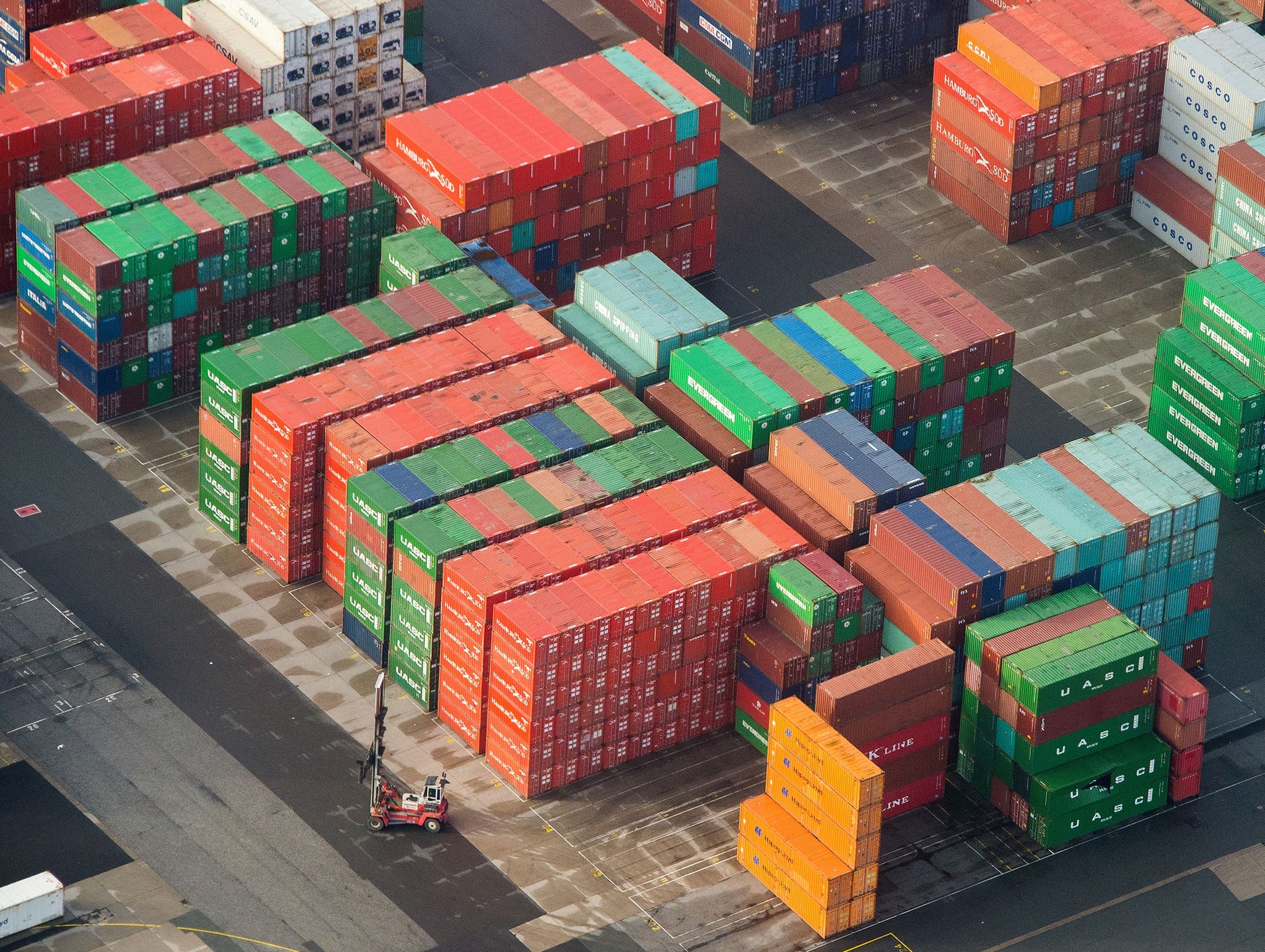 WTO: Welthandel wächst überraschend stärker